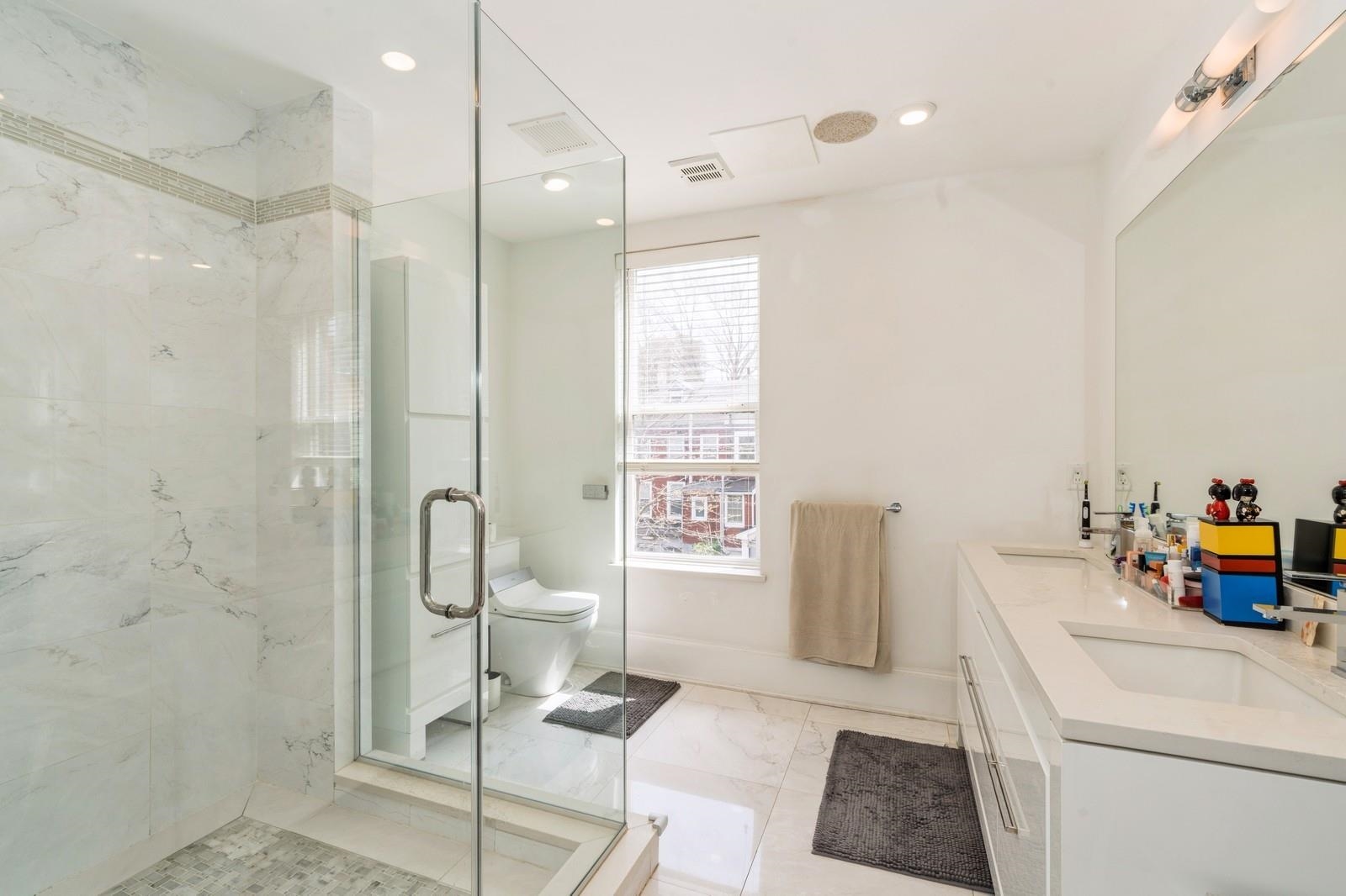 225 8th St, Jersey City, New Jersey image 23
