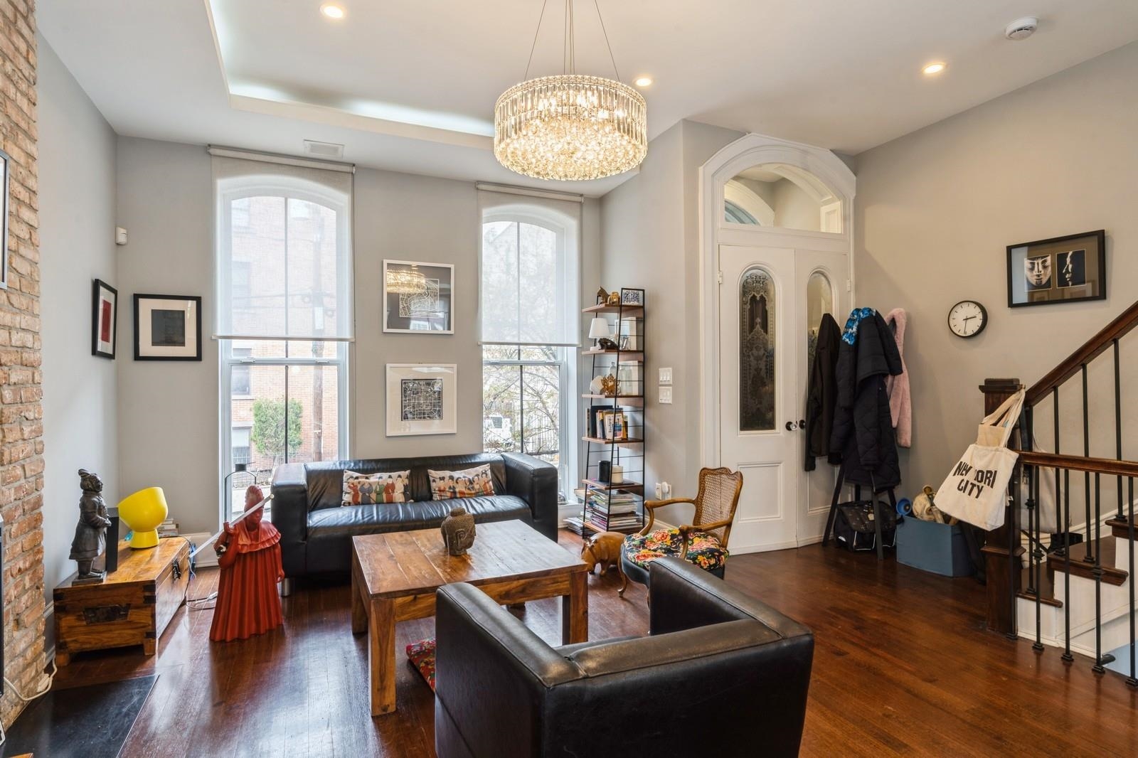 225 8th St, Jersey City, New Jersey image 4