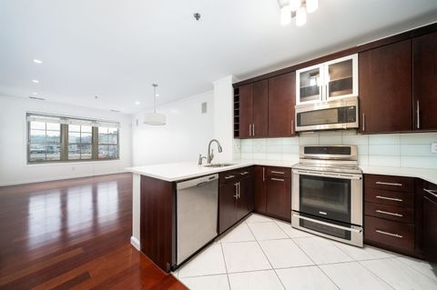 Condo For Sale - 26 Avenue At Port Imperial #204<br/> West New York, NJ 07093