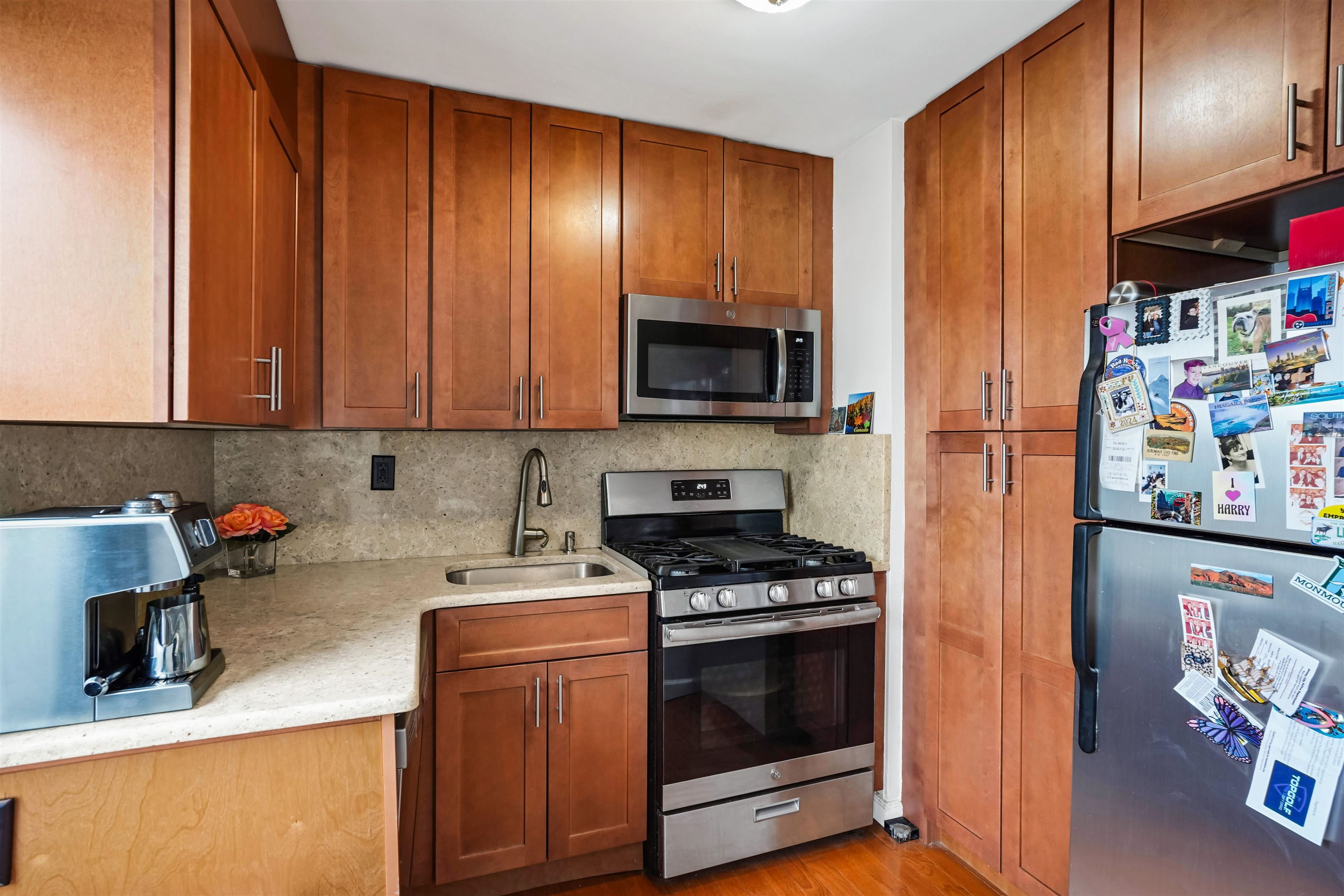 135 Montgomery St #21F, Jersey City, New Jersey image 3