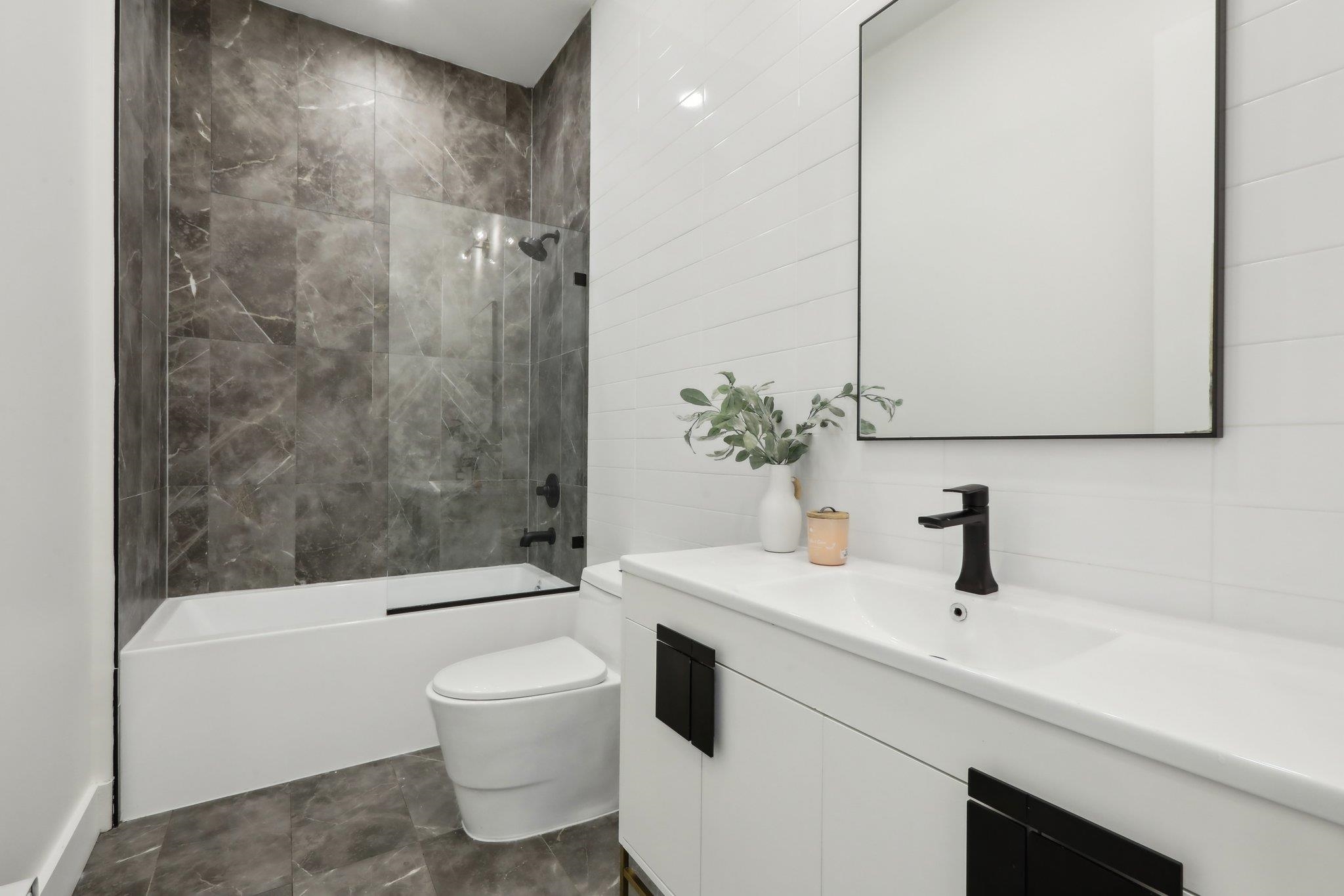 250 Van Horne St #2, Jersey City, New Jersey image 14