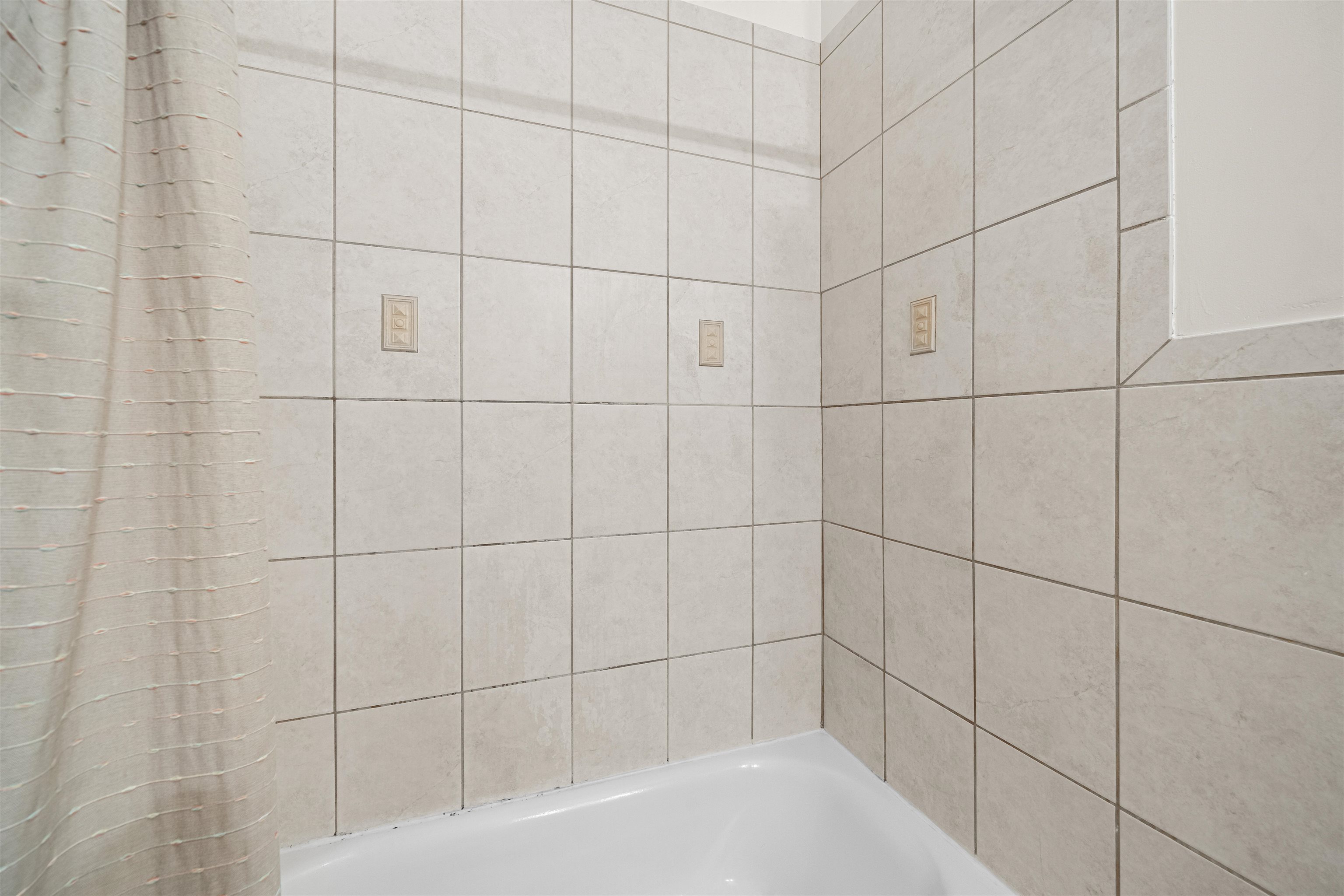 63 West 1st St #102, Bayonne, New Jersey image 10