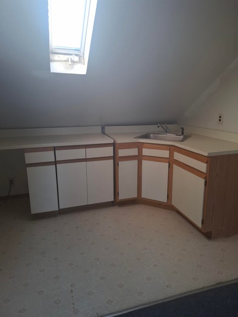 Apartment For Rent - 7073 Kennedy Blvd #ATTIC<br/> North Bergen, NJ 07047