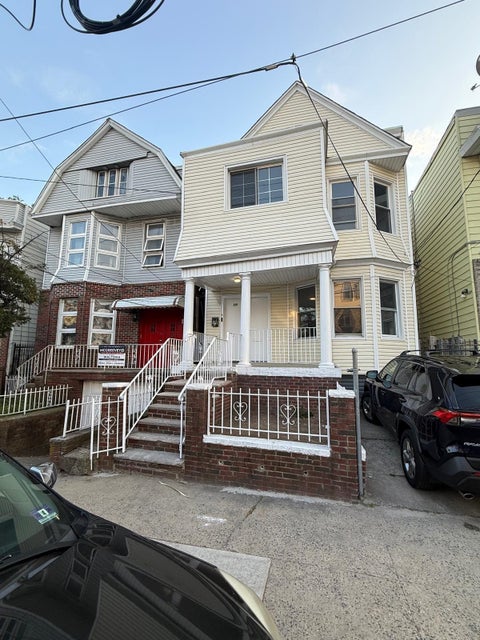 Apartment For Rent - 221 Wilkinson Ave #2<br/> Jersey City, NJ 07305