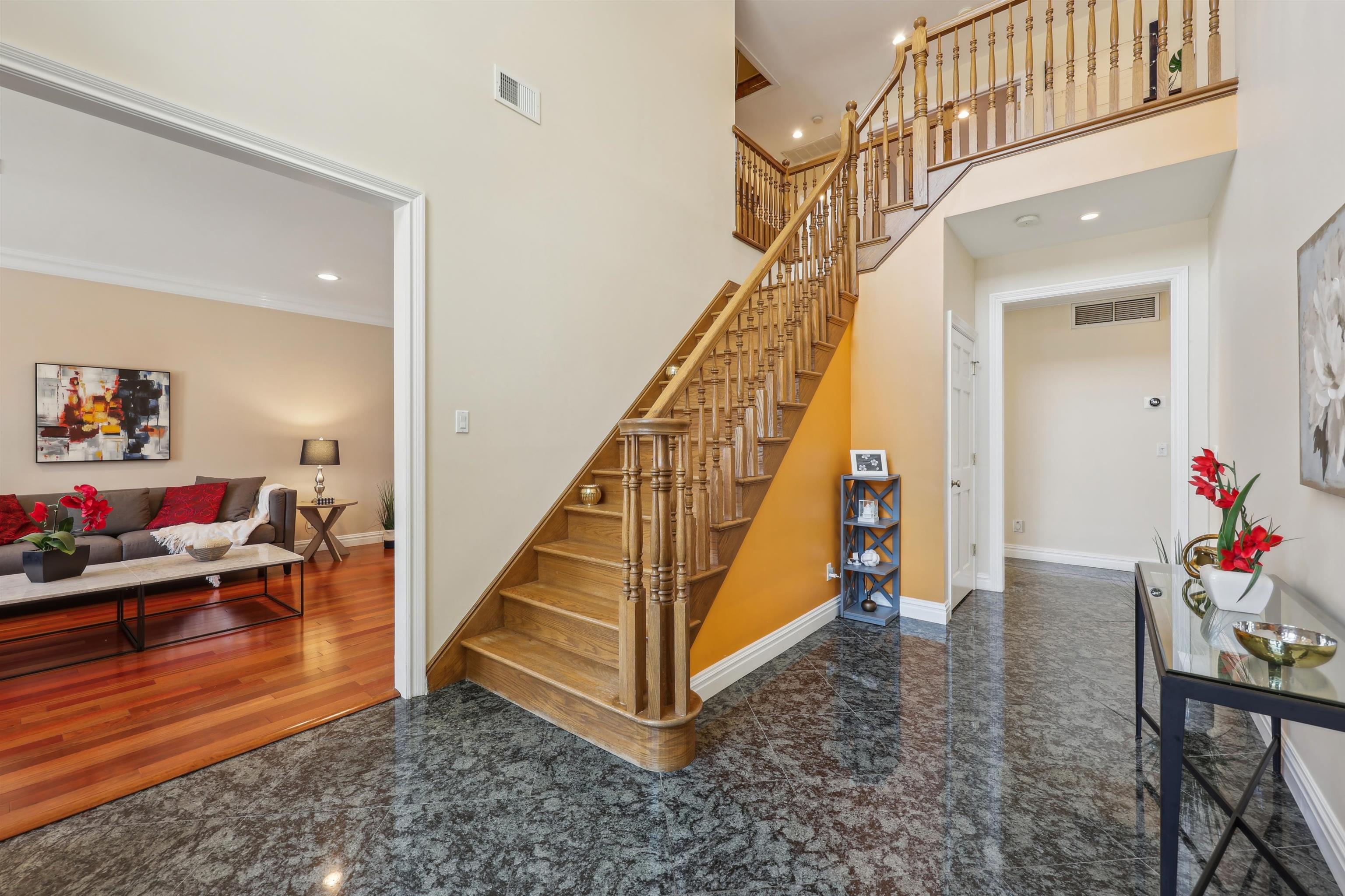 690 Golden Ave, Secaucus, New Jersey image 2