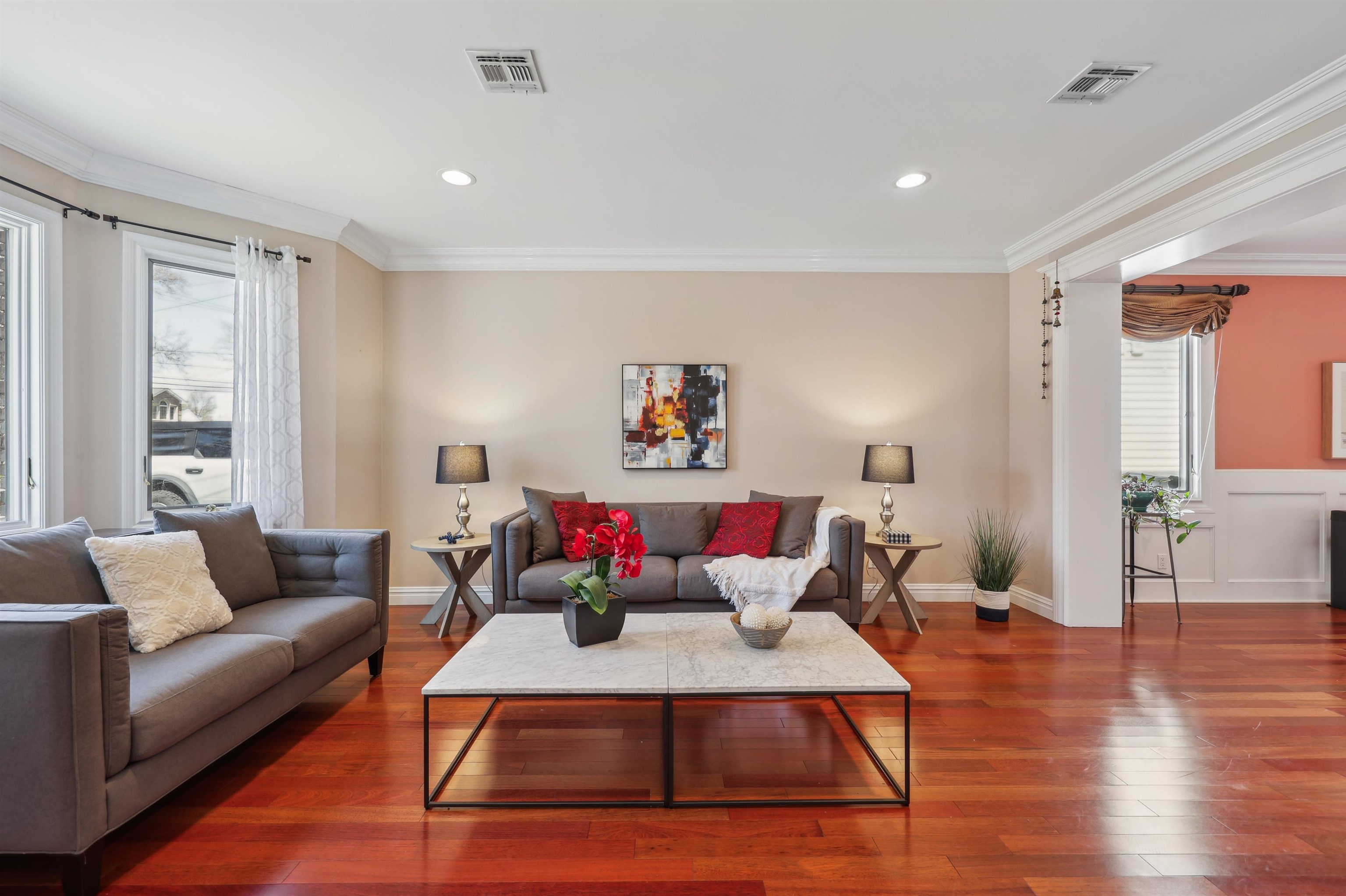 690 Golden Ave, Secaucus, New Jersey image 3