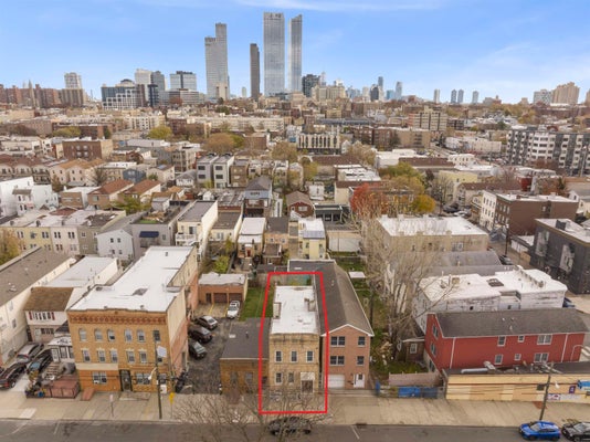 12 WRIGHT AVE, JERSEY CITY, NJ 07306 - Image e406a8d50a8db2d68c41bde3b0470b0a/4139843183