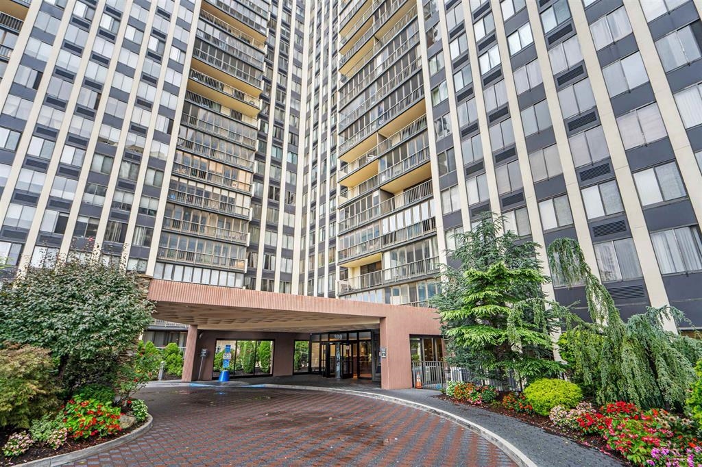 300 Winston Dr #1817, Cliffside Park, New Jersey image 36