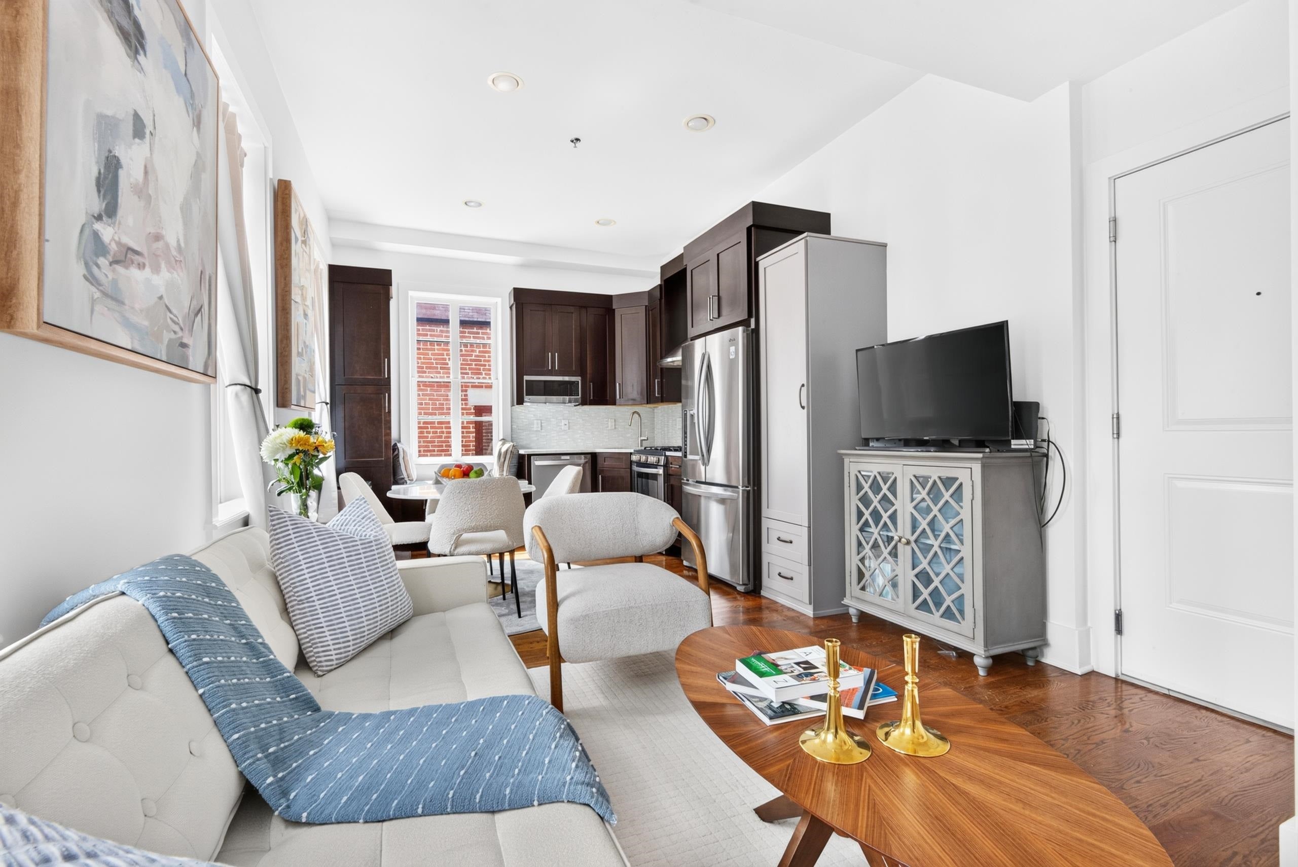 Search Homes 4 591 JERSEY AVE 7