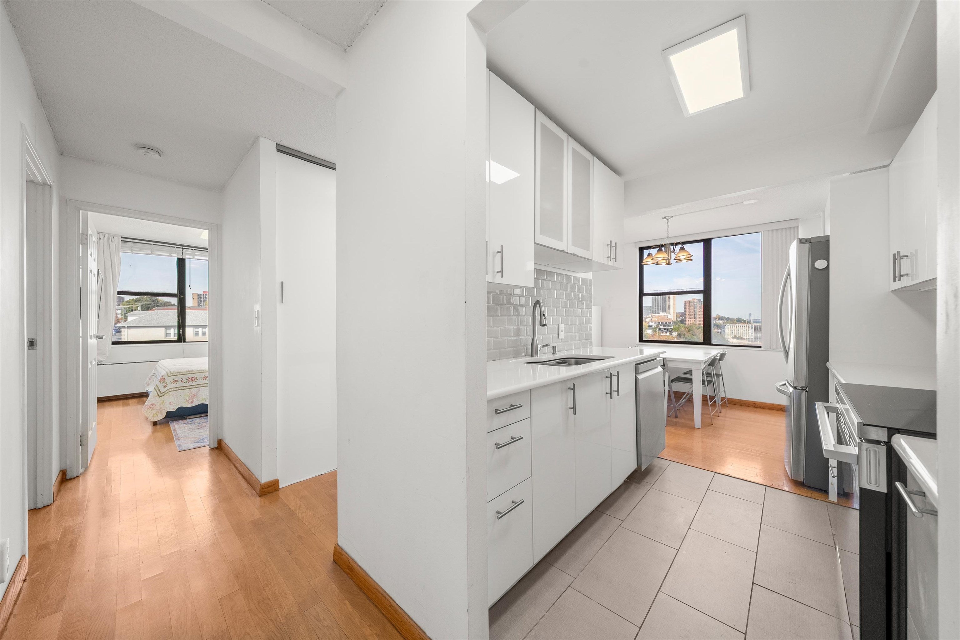 9019 WALL ST 3E