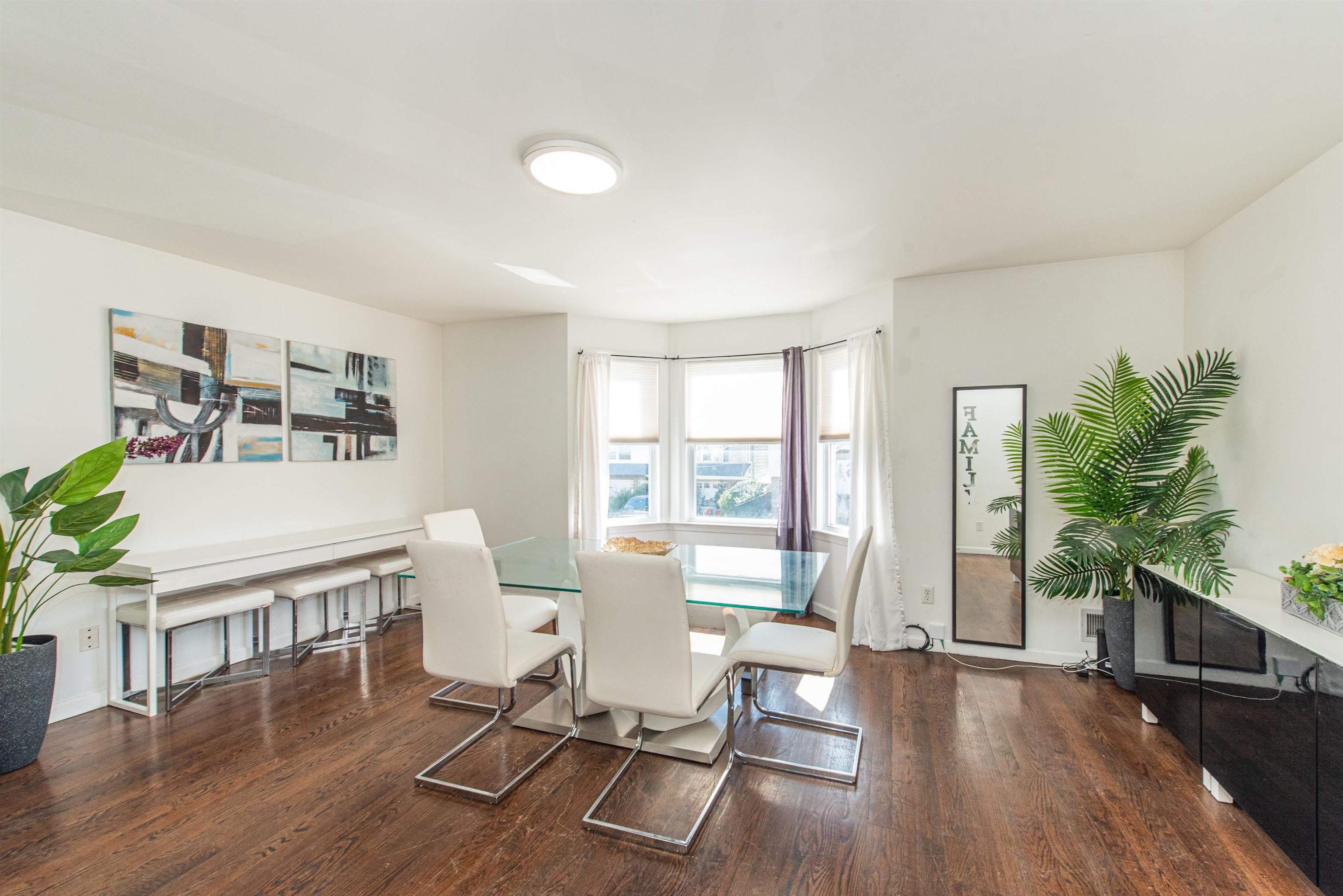 543-545 LIVINGSTON ST