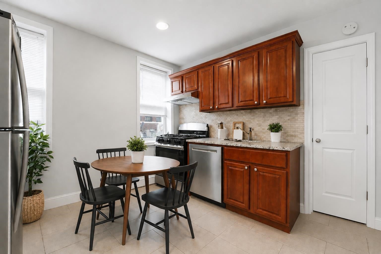 329 PALISADE AVE 4
