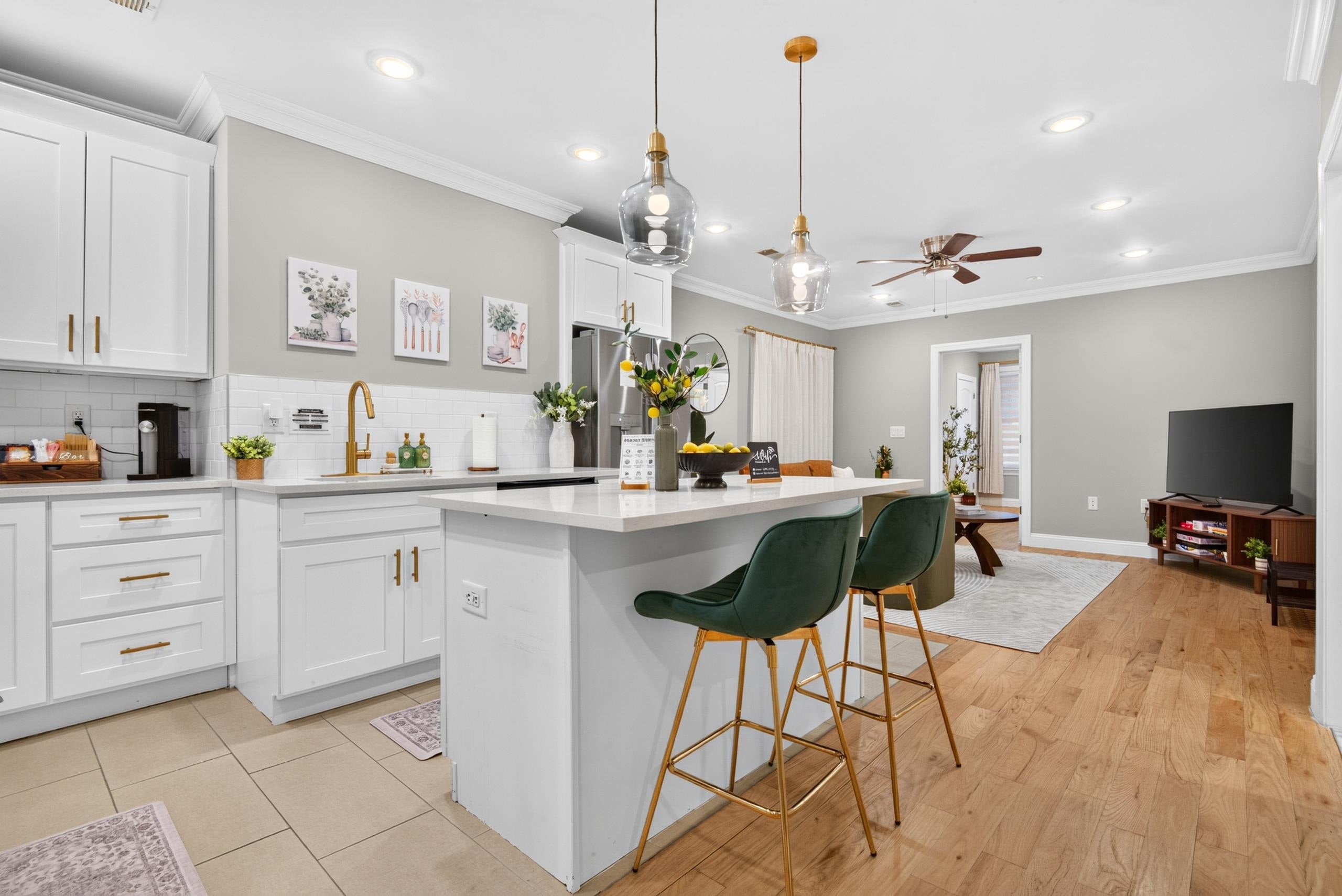 25 ST PAULS AVE 1A