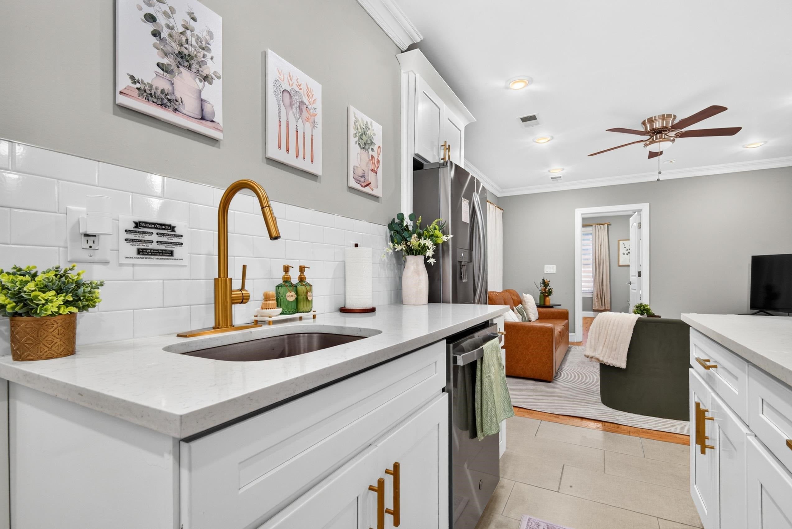 25 ST PAULS AVE 1A