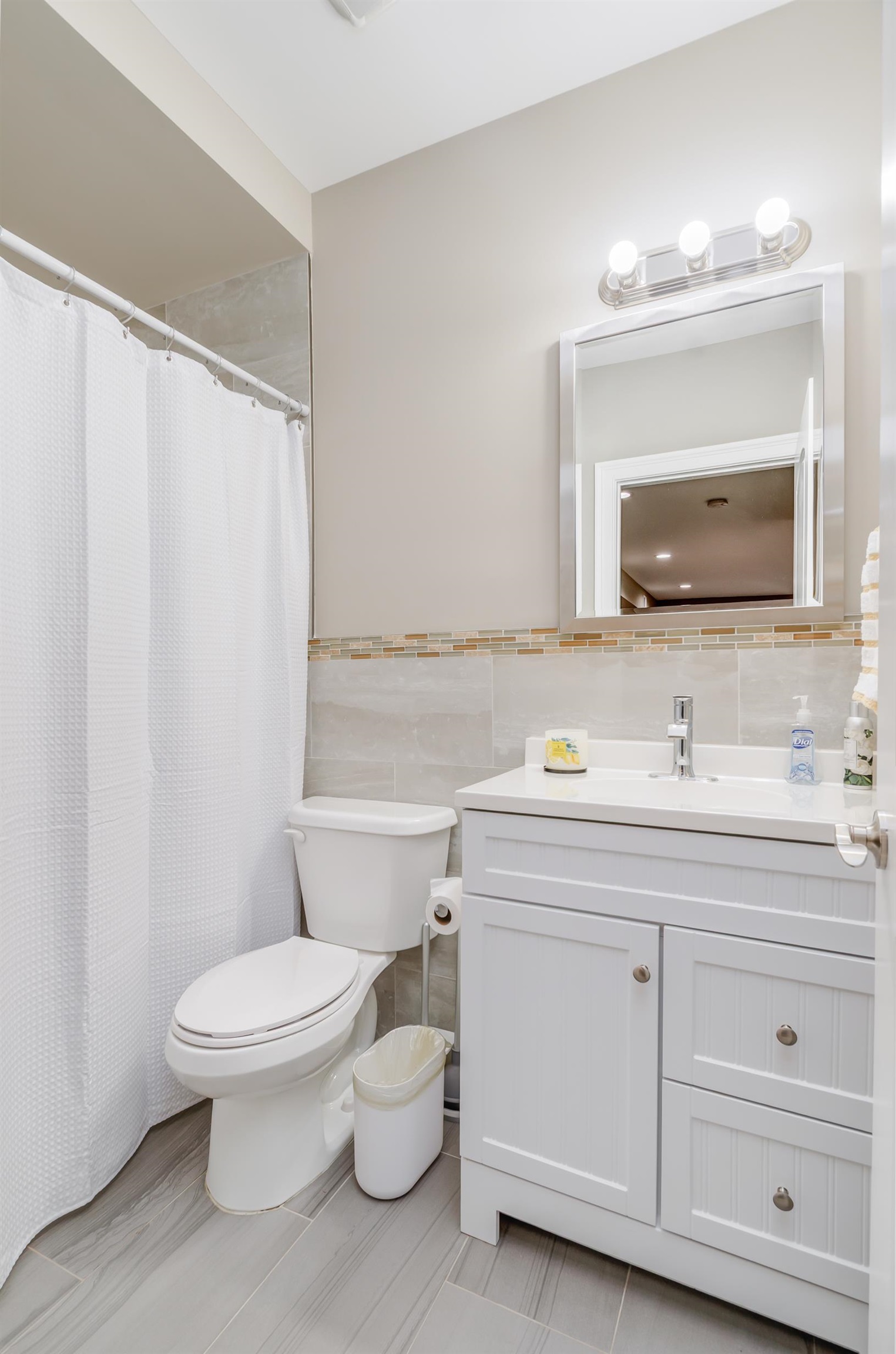 347 Forest St, Kearny, New Jersey image 23