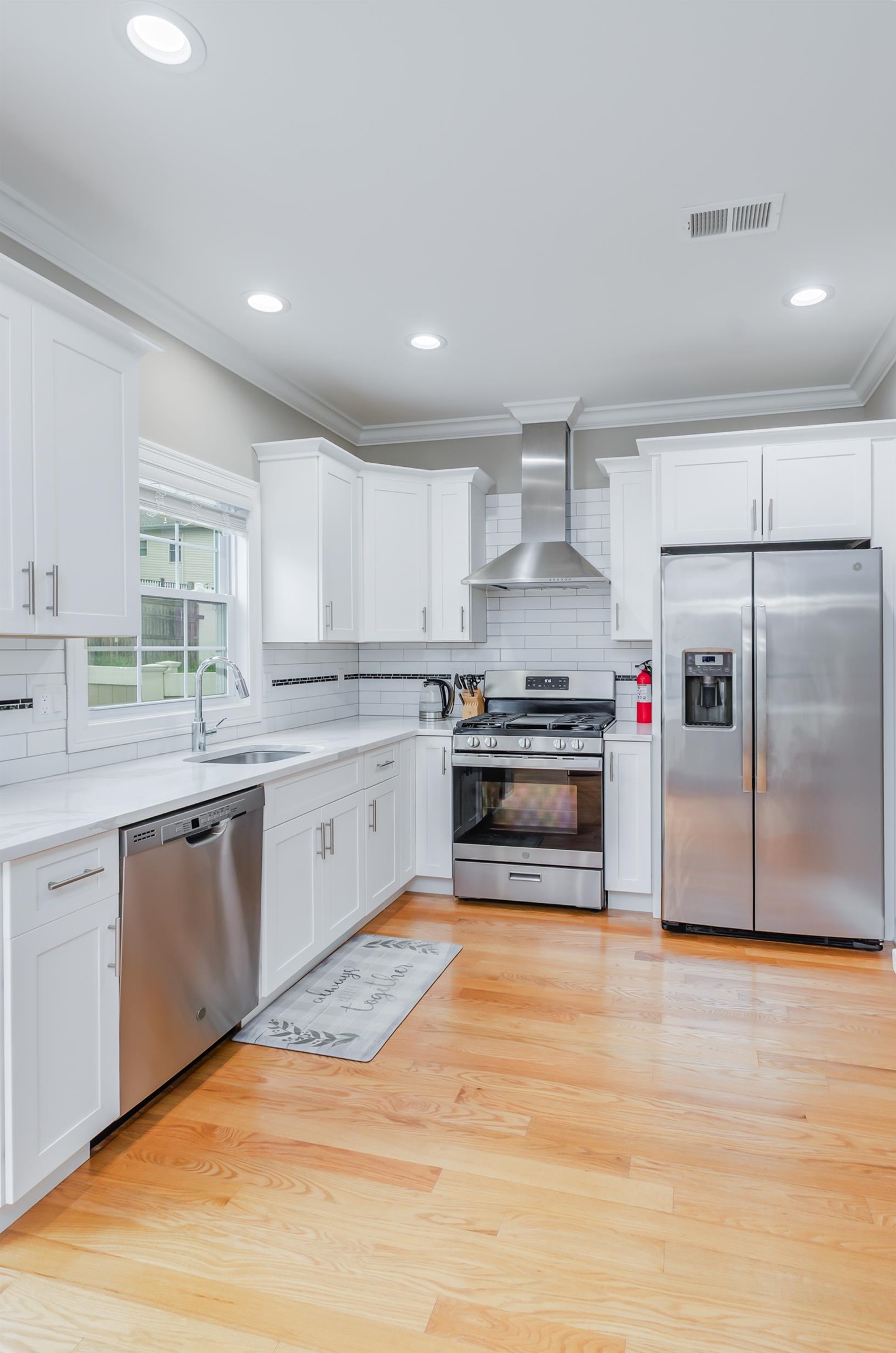347 Forest St, Kearny, New Jersey image 8