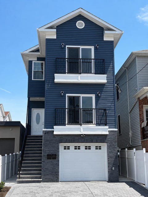 Multifamily For Sale - 47 Cottage St<br/> Bayonne, NJ 07002