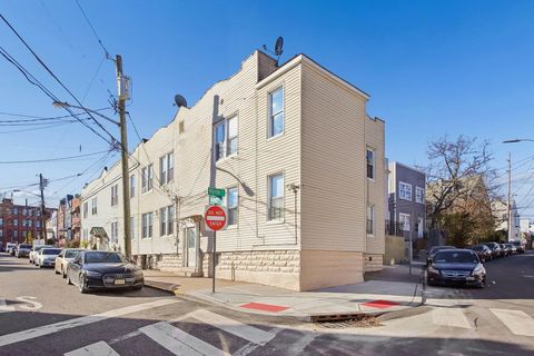 Multifamily For Sale - 17 Myrtle Ave<br/> Jersey City, NJ 07305