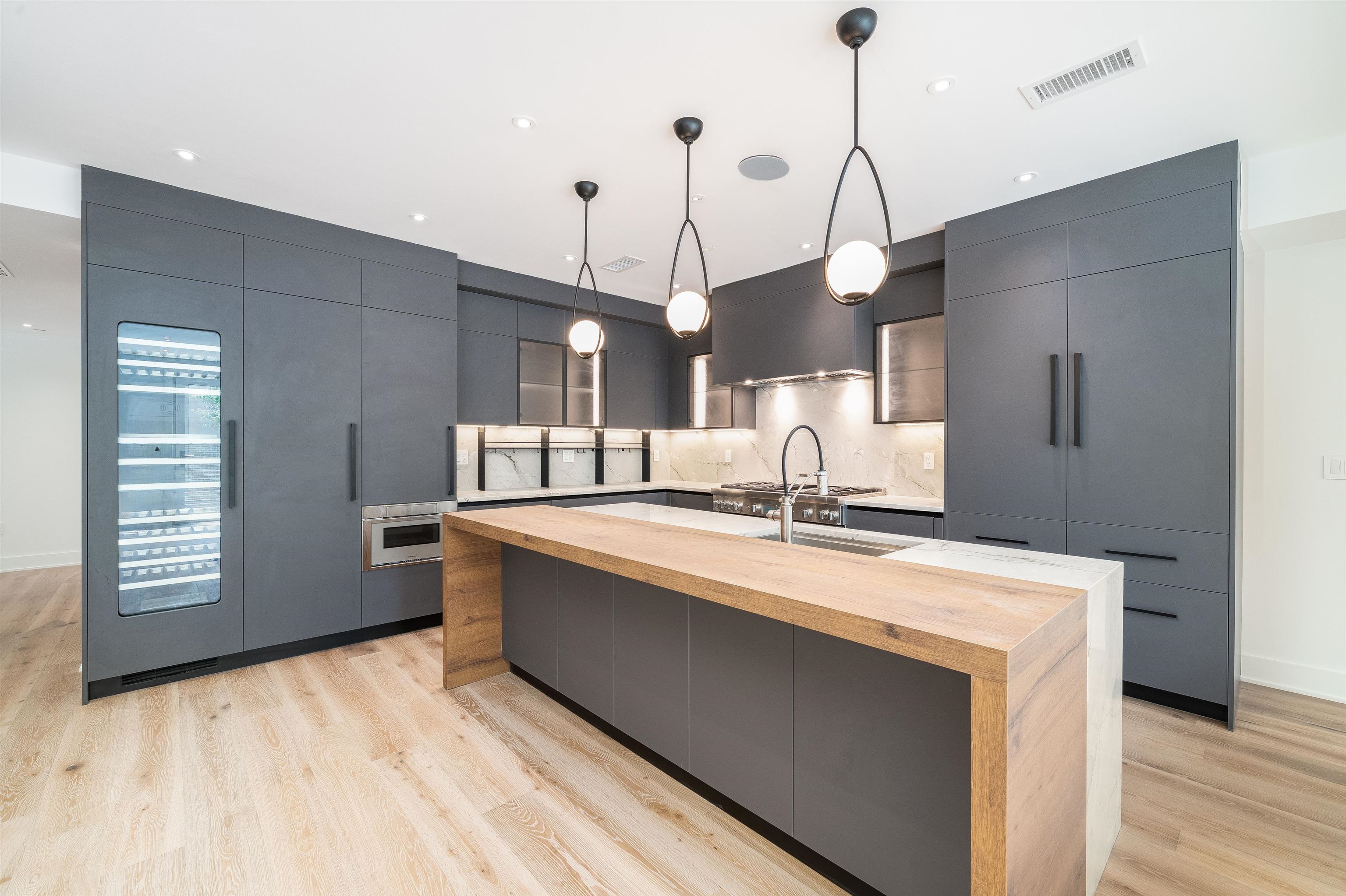 209 6th St #1, Hoboken, New Jersey image 14