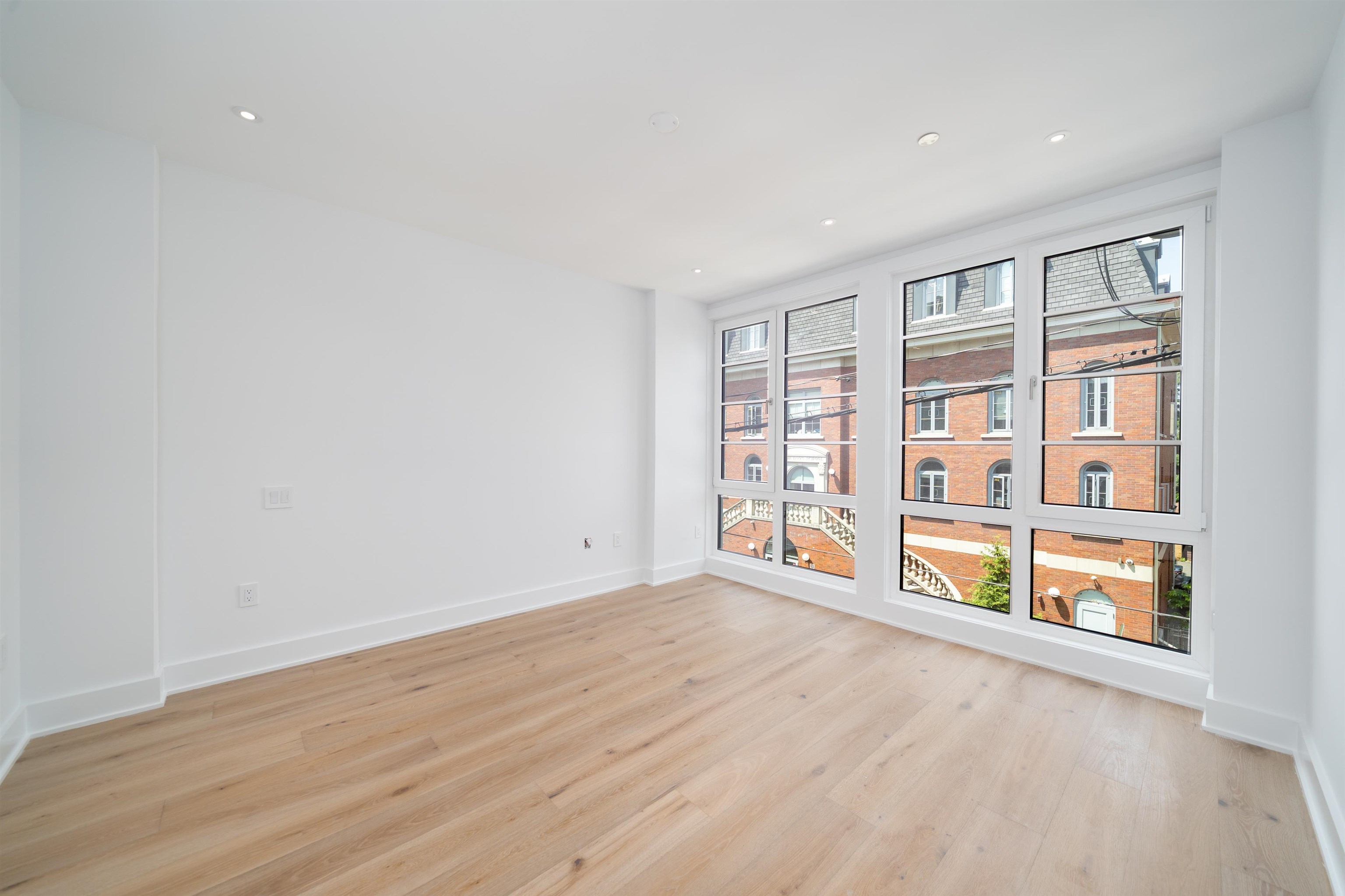 209 6th St #1, Hoboken, New Jersey image 32