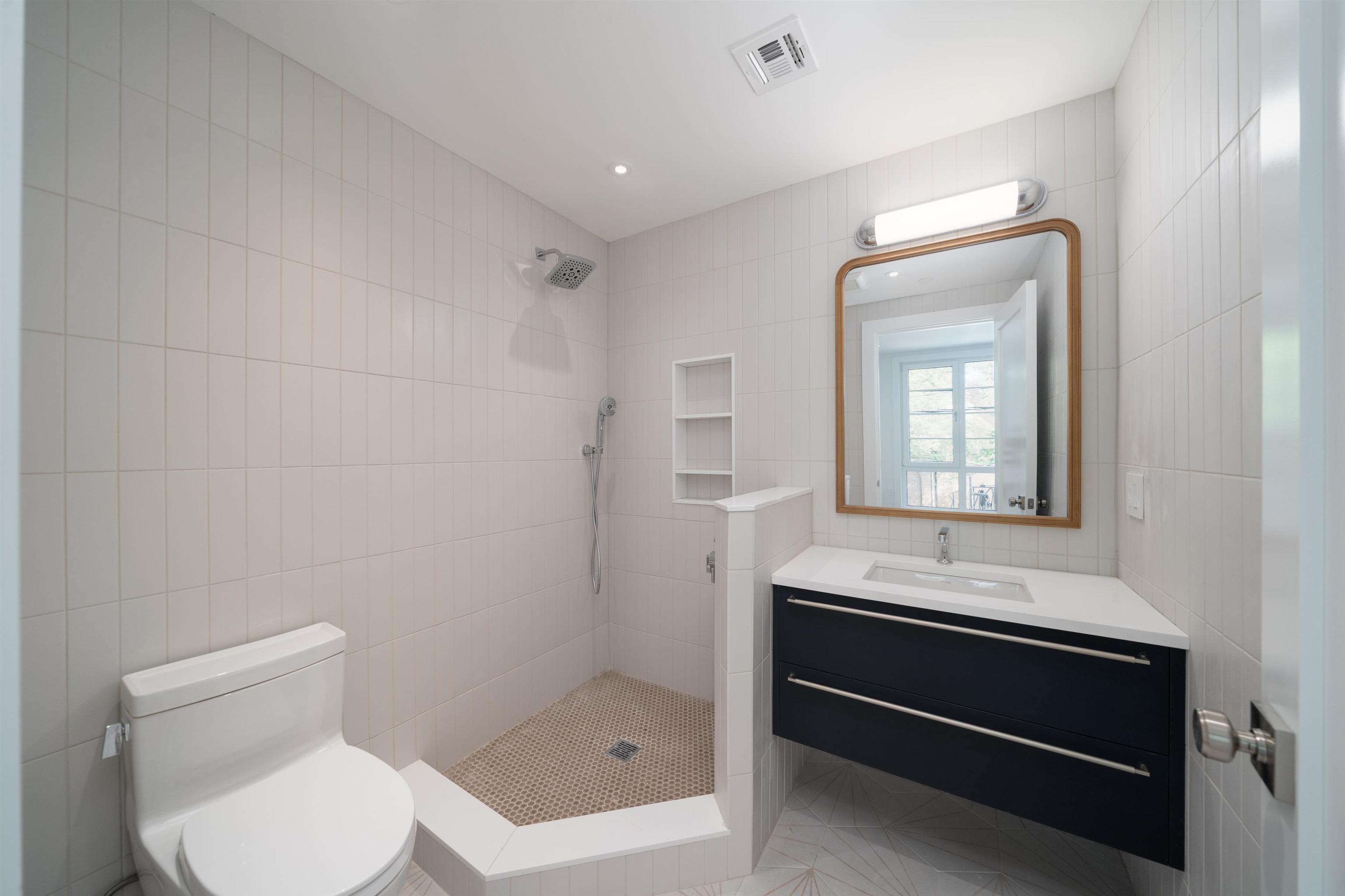 209 6th St #1, Hoboken, New Jersey image 35