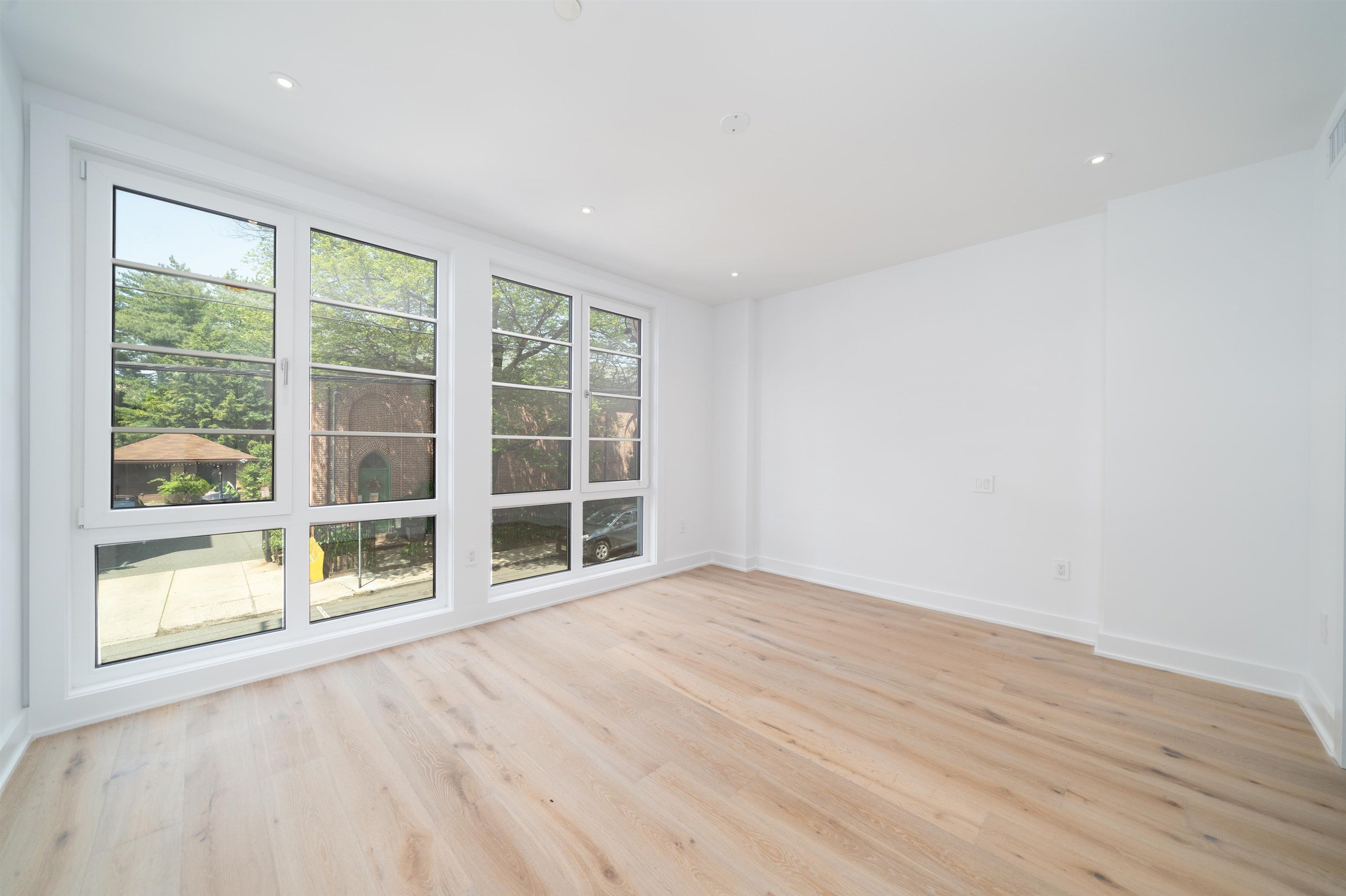 209 6th St #1, Hoboken, New Jersey image 29
