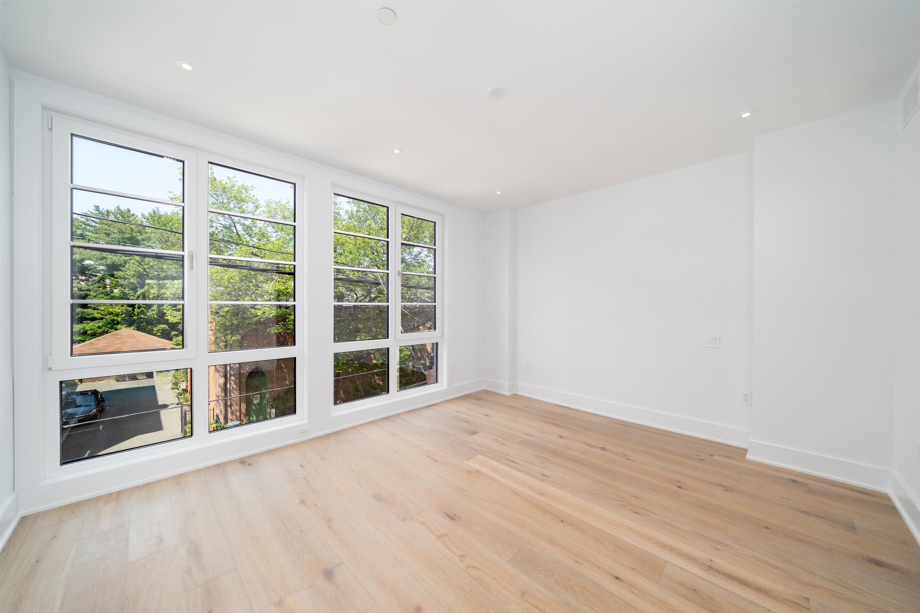 209 6th St #1, Hoboken, New Jersey image 34