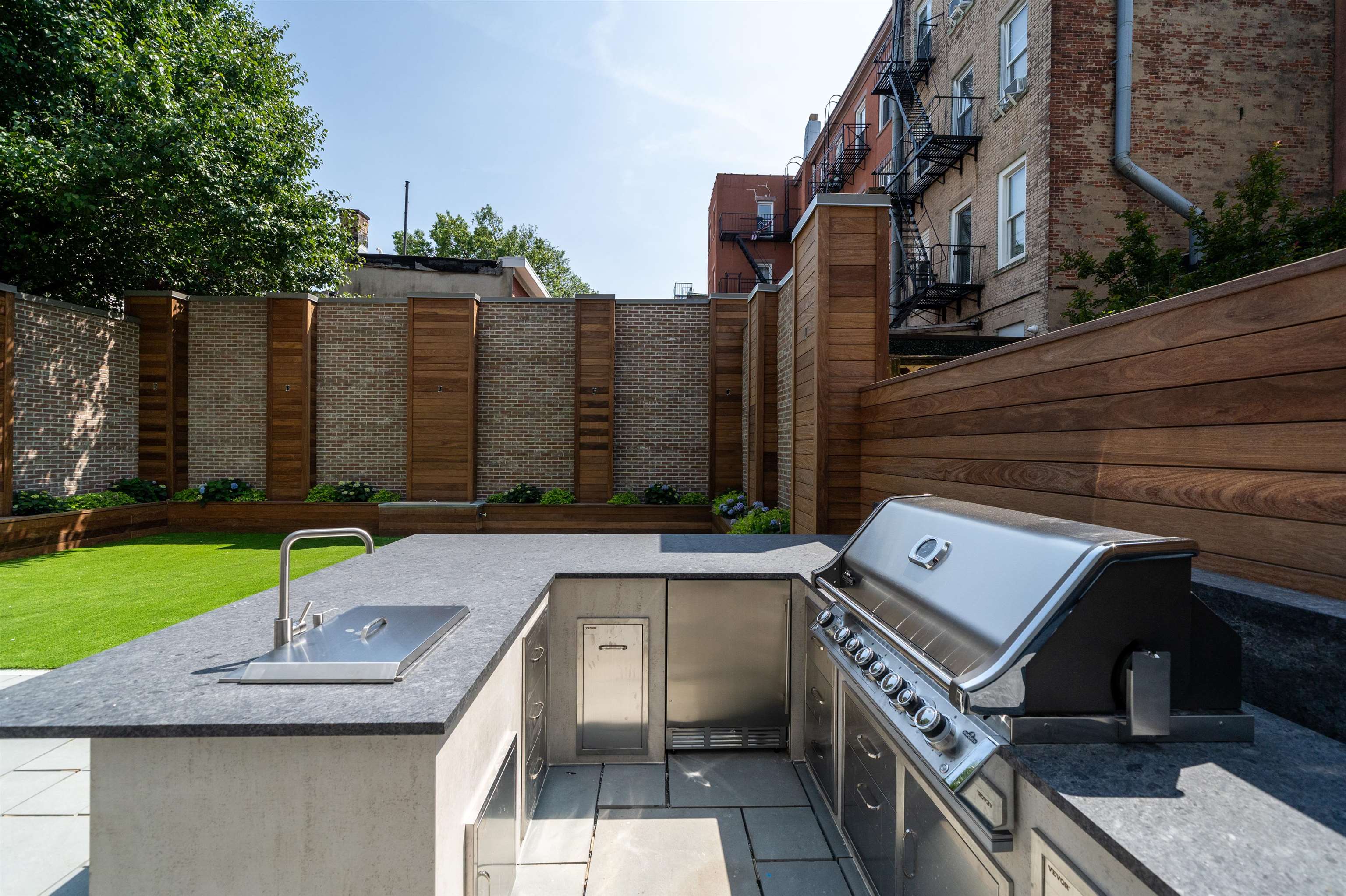 209 6th St #1, Hoboken, New Jersey image 5
