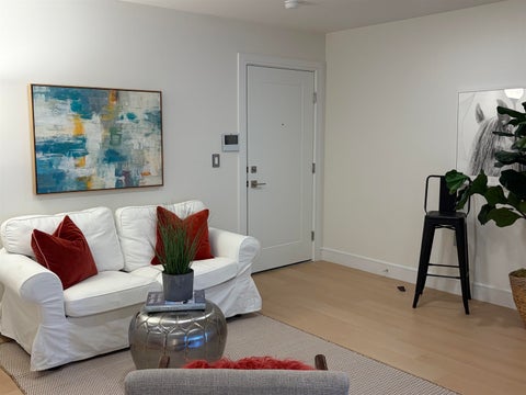 Apartment For Rent - 627 Valley Rd #E<br/> Essex County, Montclair, NJ 07043