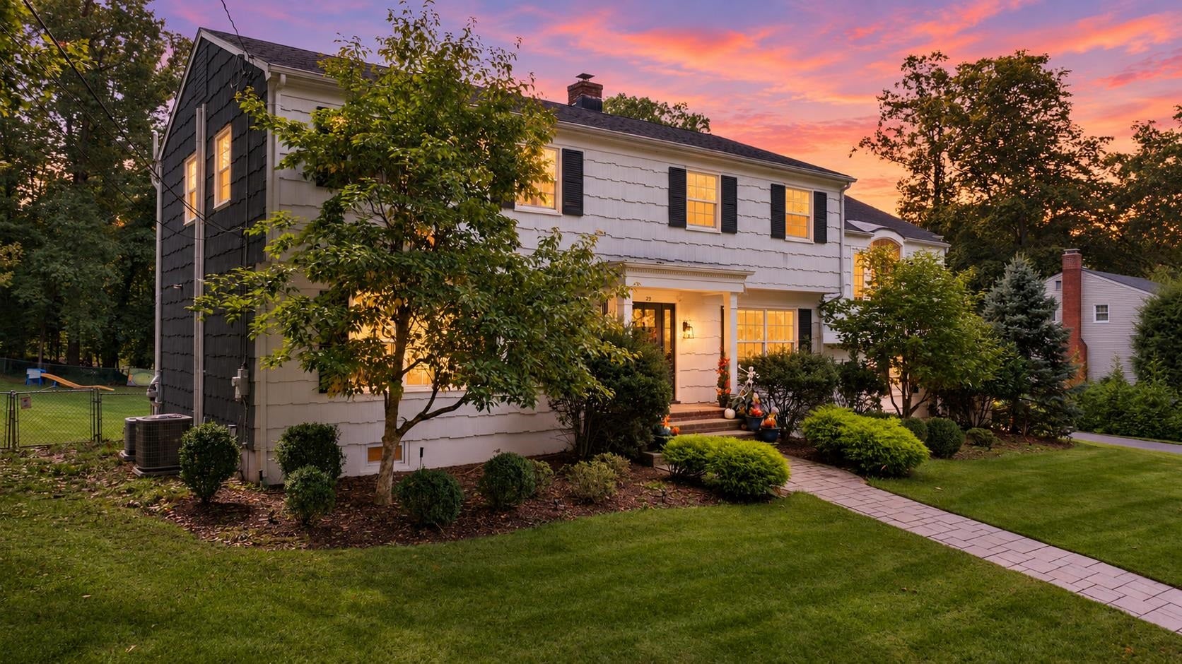 29 DEARBORN DR