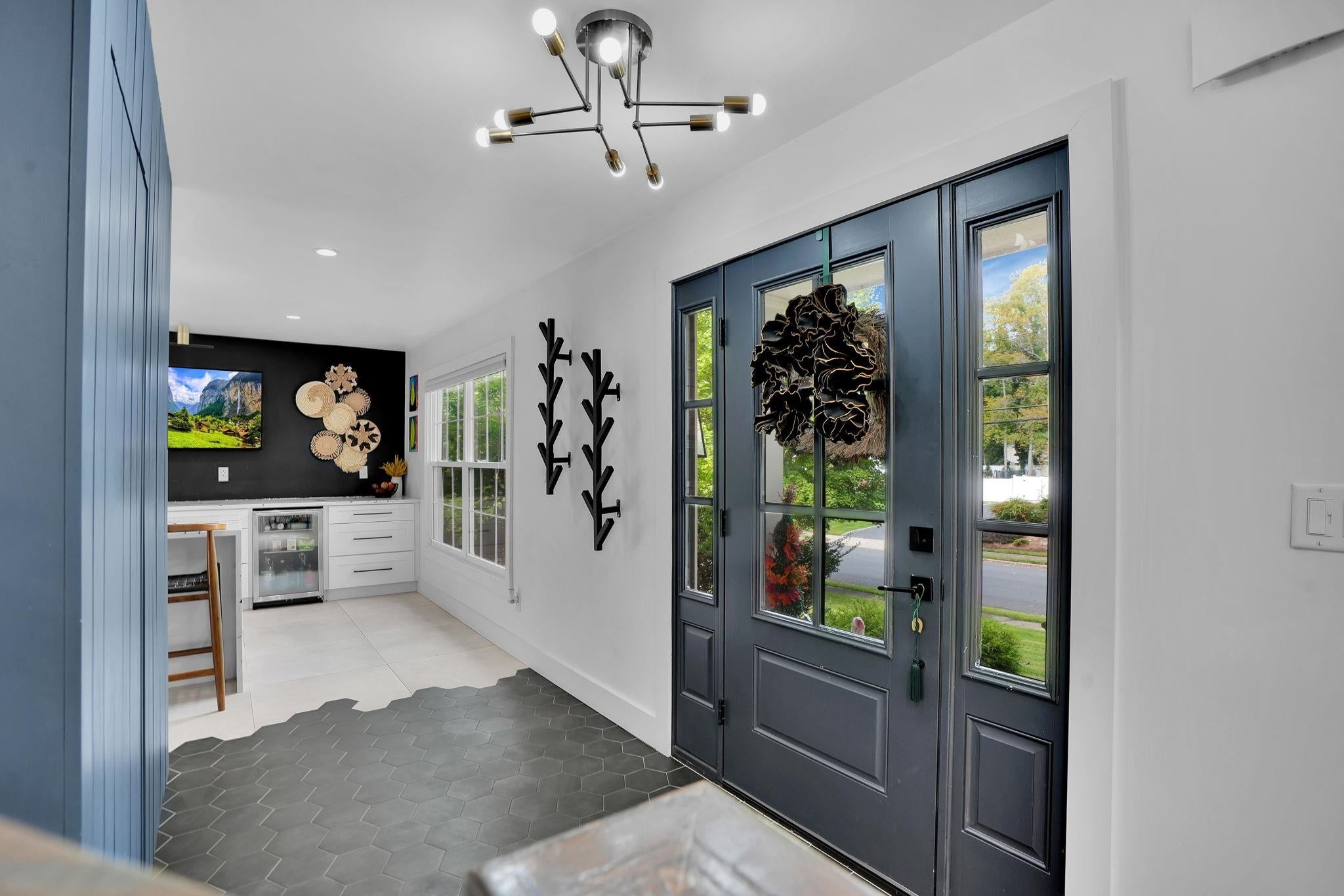 29 DEARBORN DR
