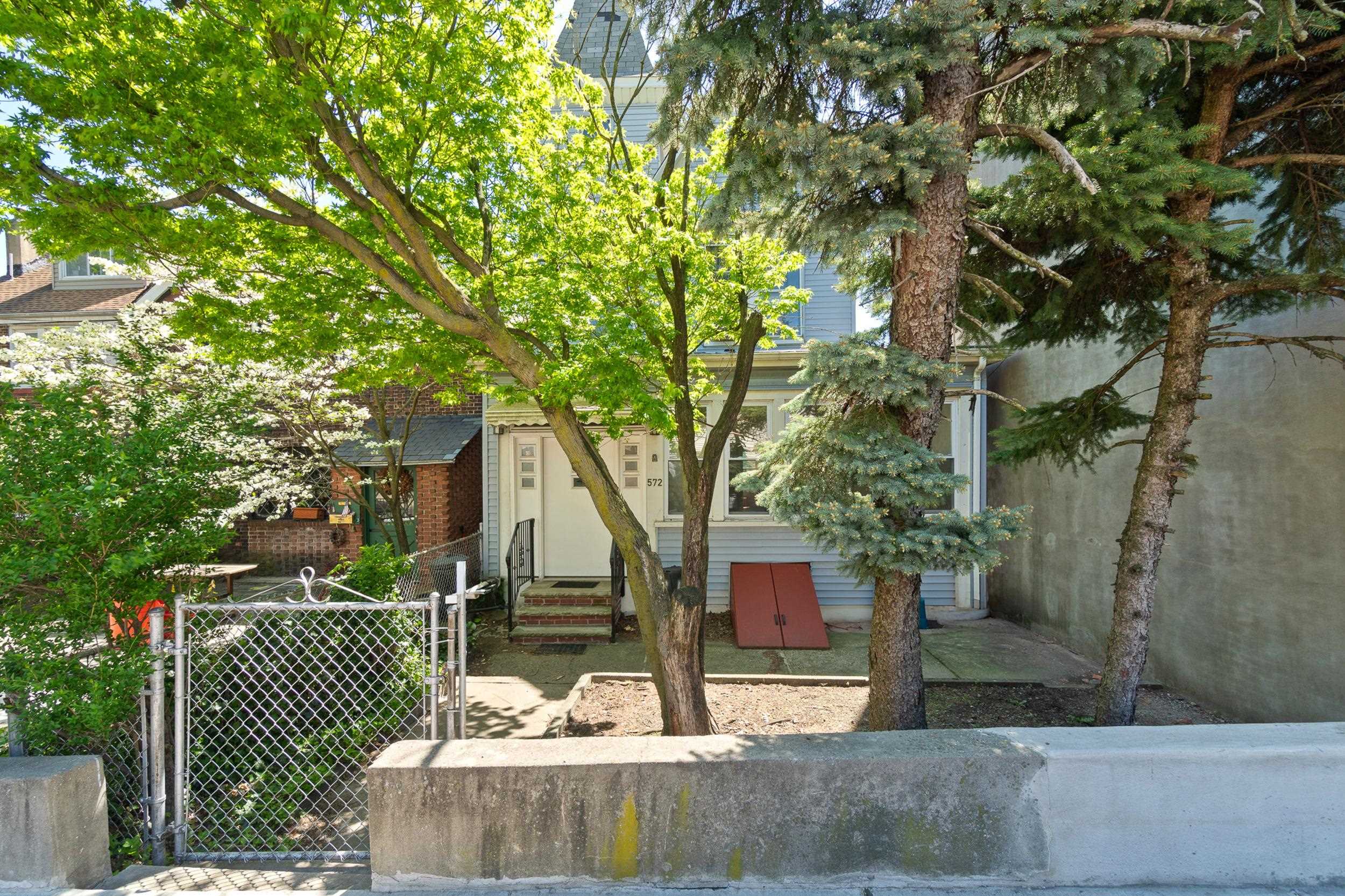 572 Gregory Ave, Weehawken, New Jersey image 38