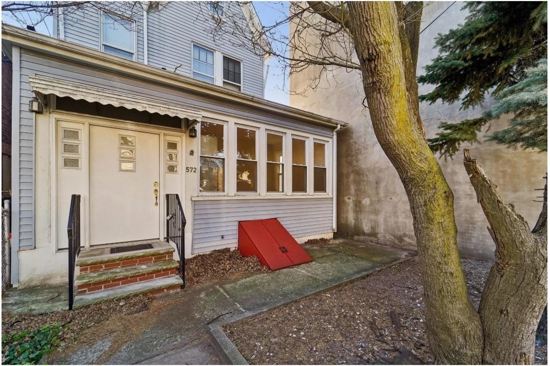 572 Gregory Ave, Weehawken, New Jersey image 37