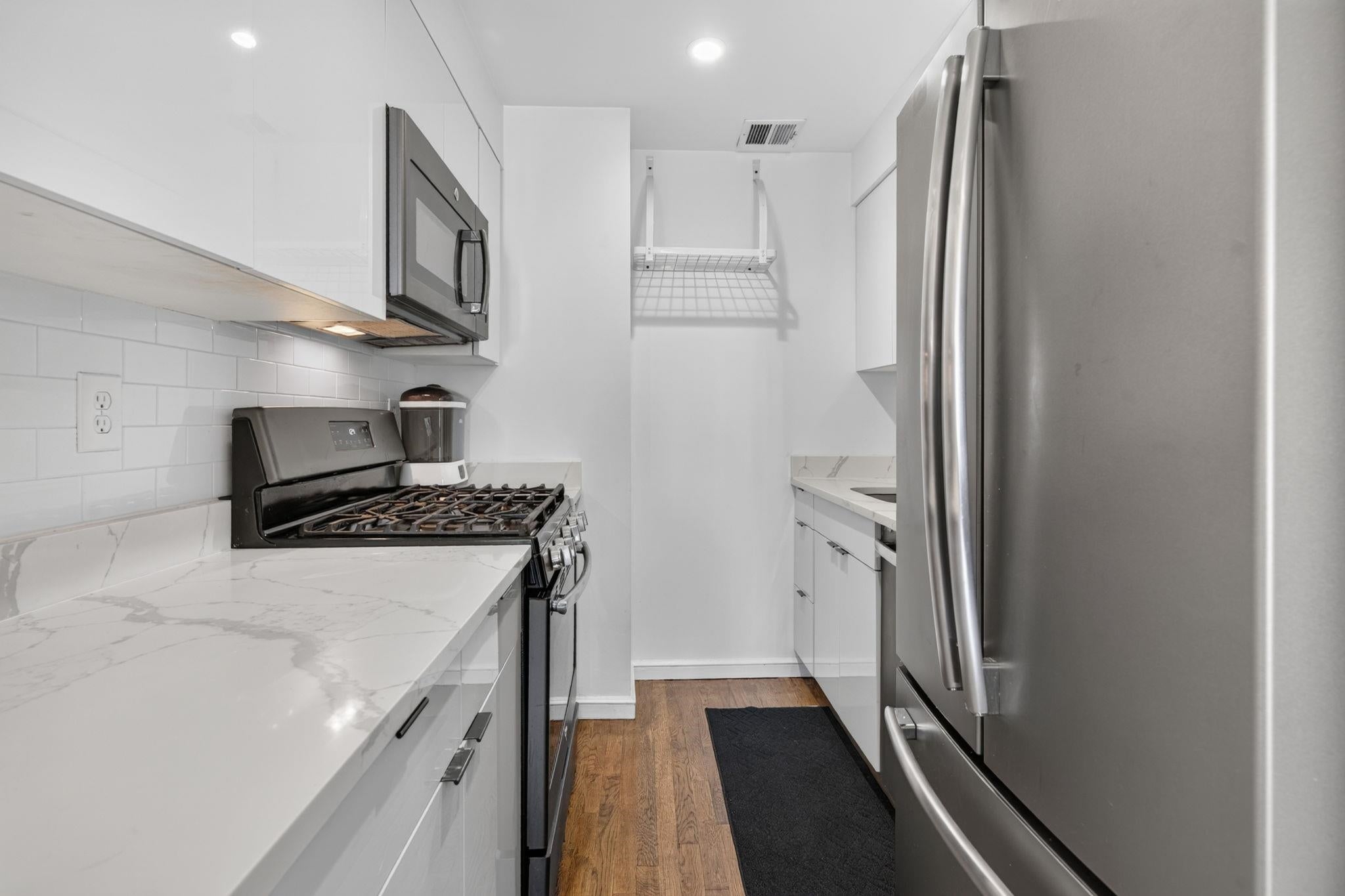 Search Homes 4 205 10TH ST 8T