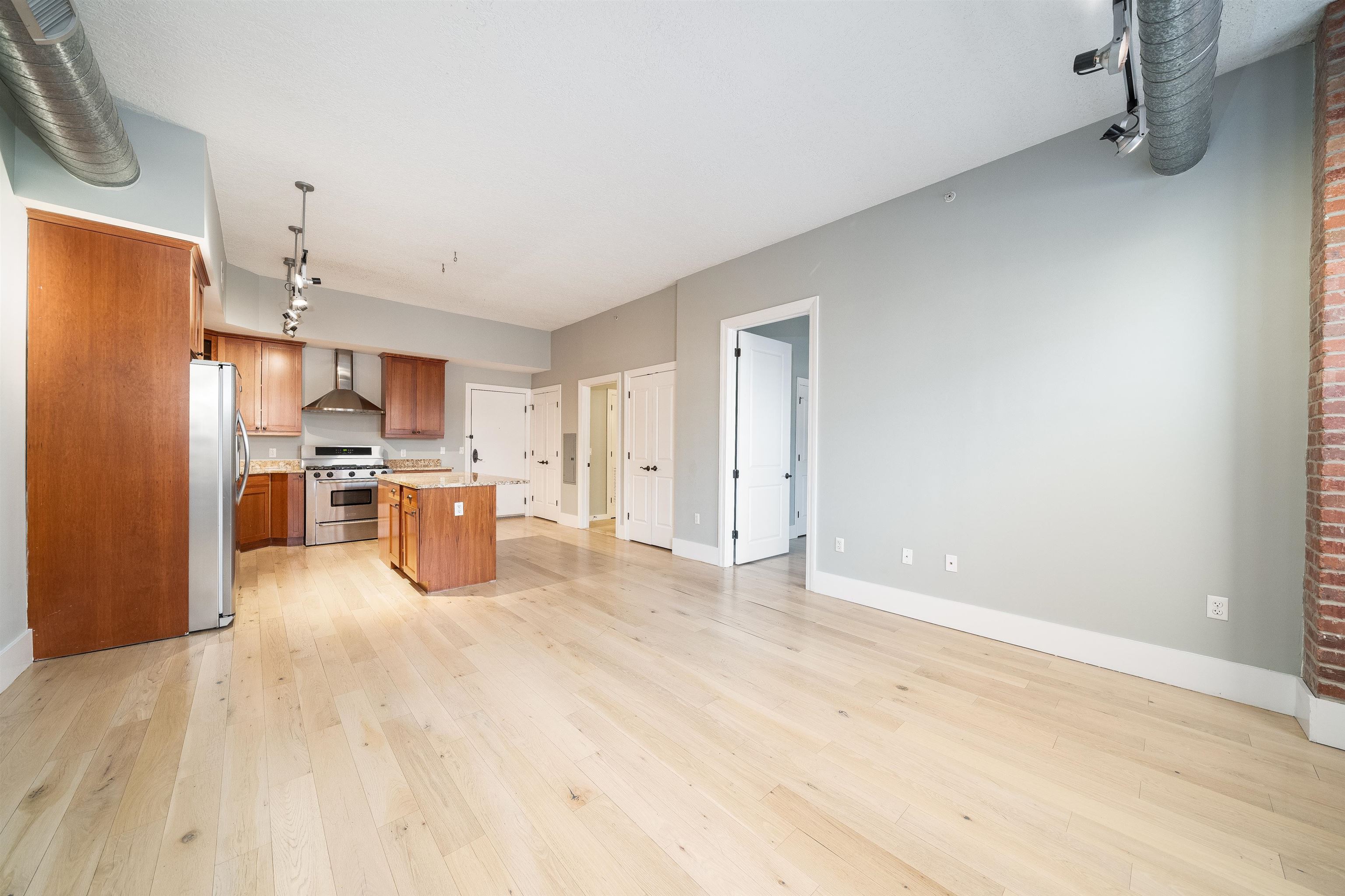 100 Paterson Plank Rd #410, Jersey City, New Jersey image 6