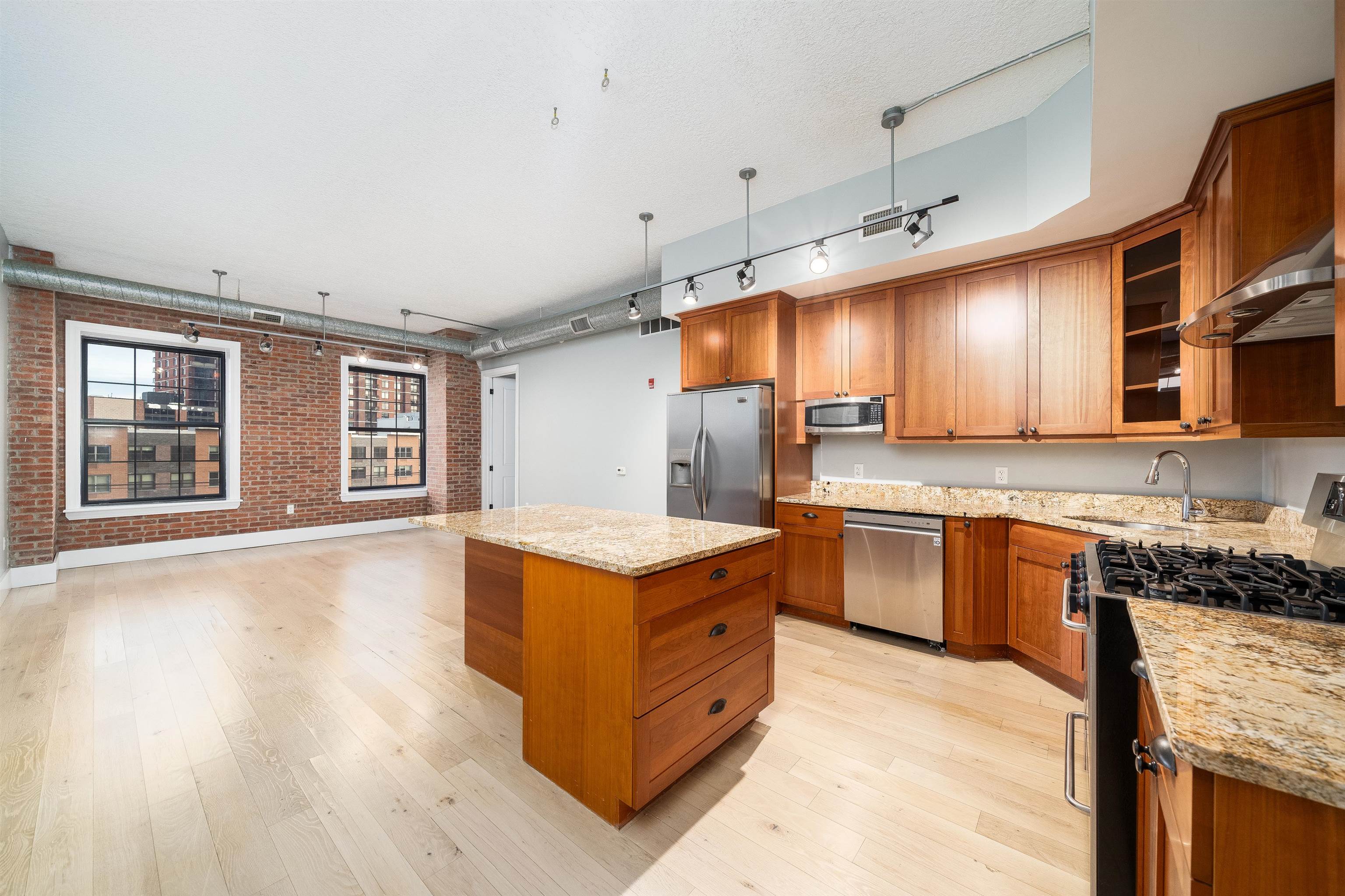 100 Paterson Plank Rd #410, Jersey City, New Jersey image 1