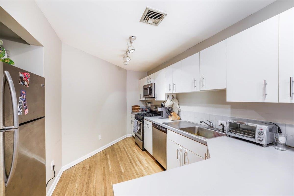 312 10th St #312, Hoboken, New Jersey image 12