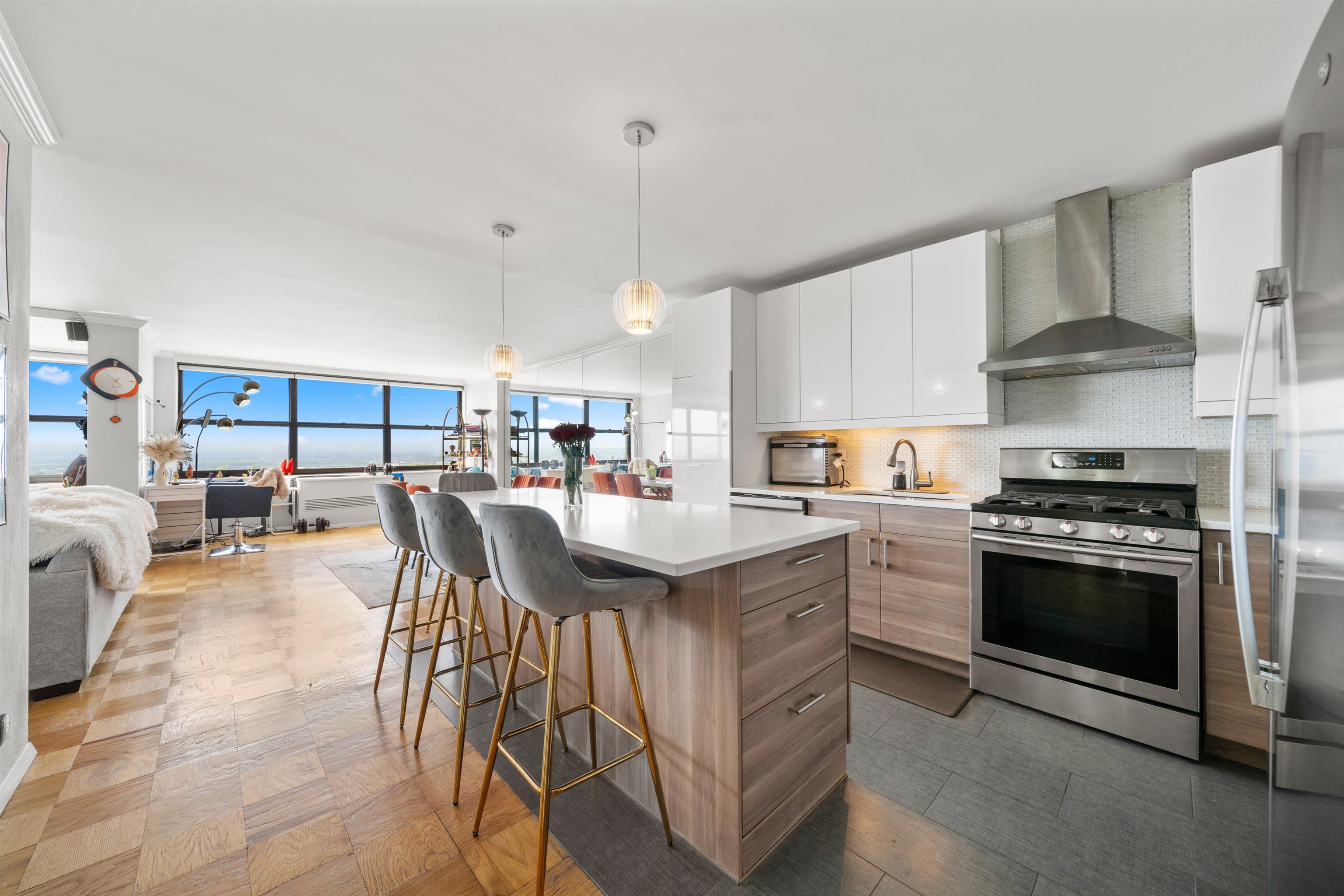 7000 Blvd East #45F, Guttenberg, New Jersey image 2