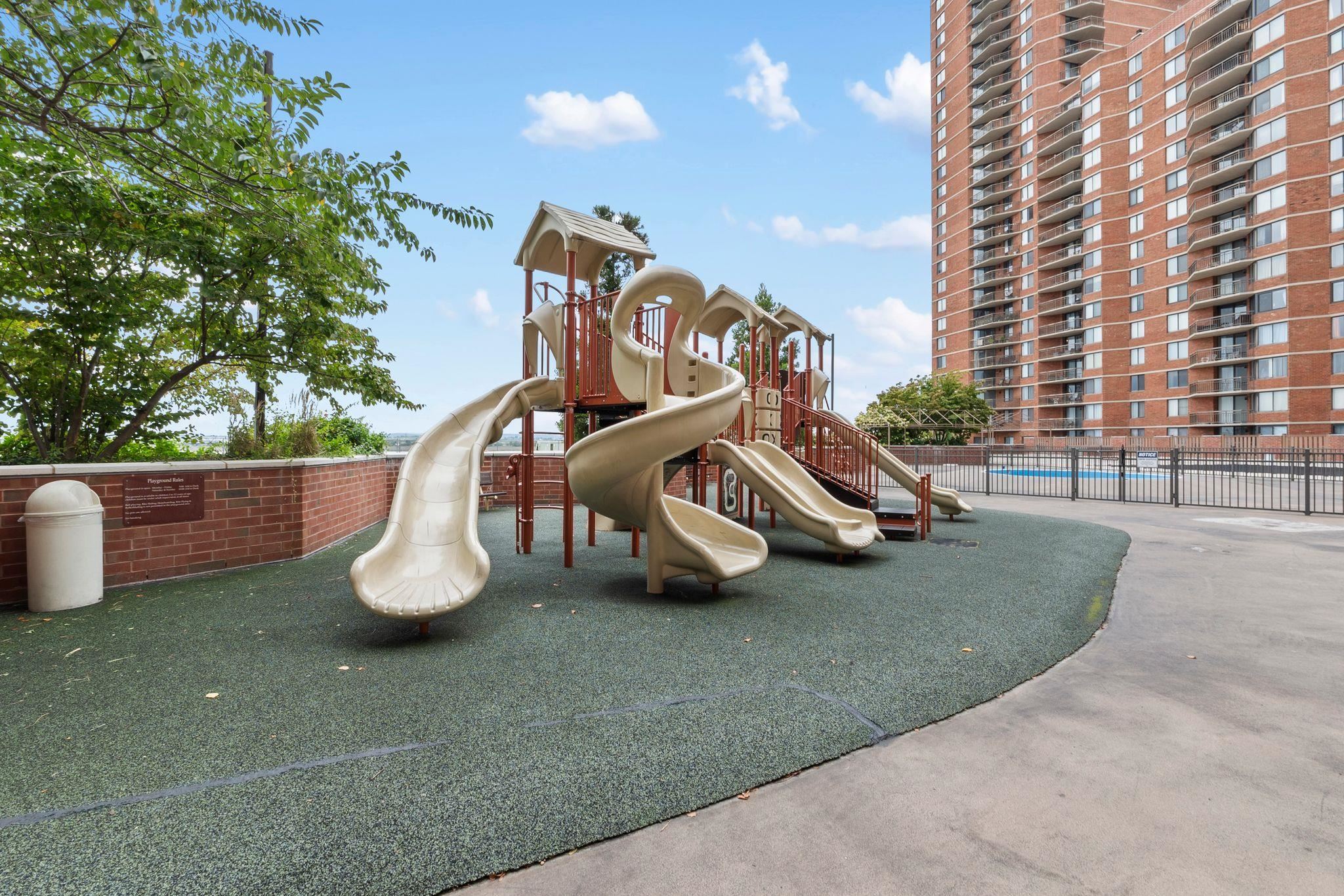 2038 Harmon Cove Tower, Secaucus, New Jersey image 44