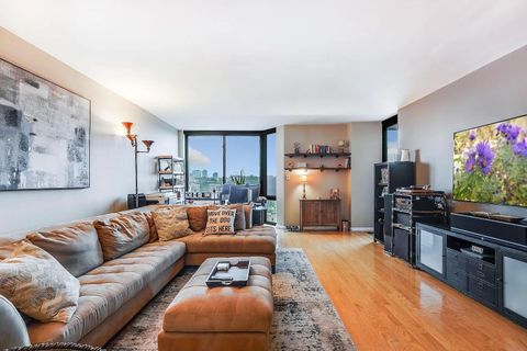 Condo For Sale - 700 Grove St #12D<br/> Jersey City, NJ 07310