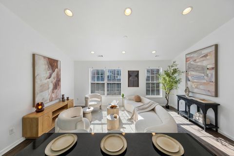 3 SOHO DR 108 Jersey City NJ 07305