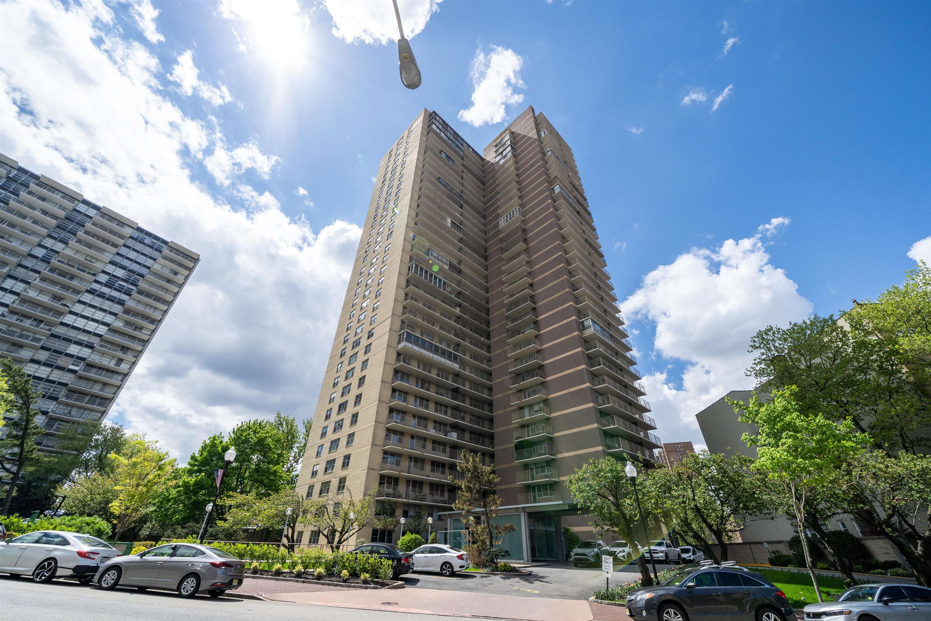 6040 Blvd East #33N, West New York, New Jersey image 20