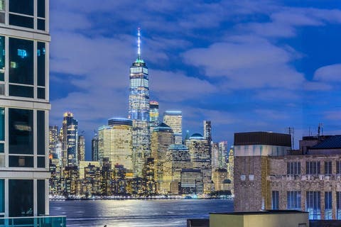 Condo For Rent - 1 Shore Lane #1708<br/> Jersey City, NJ 07310