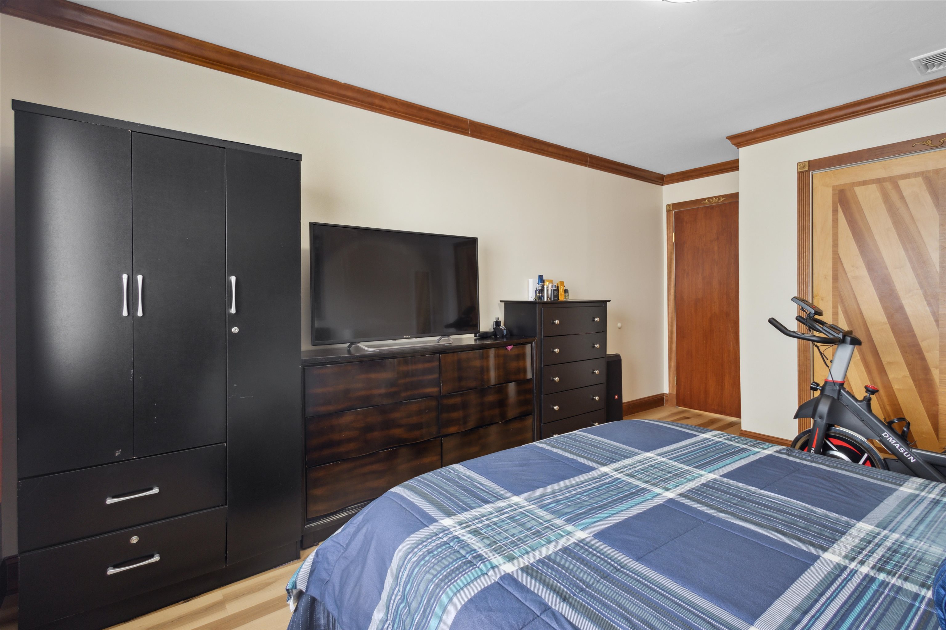 603 55th St #213, West New York, New Jersey image 12