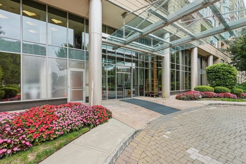 Condo For Sale - 8100 River Rd #210<br/> North Bergen, NJ 07047