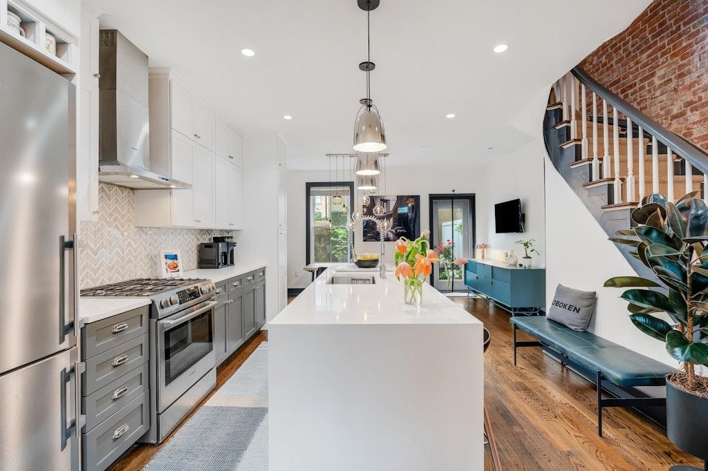 257 2nd St, Jersey City, New Jersey image 5