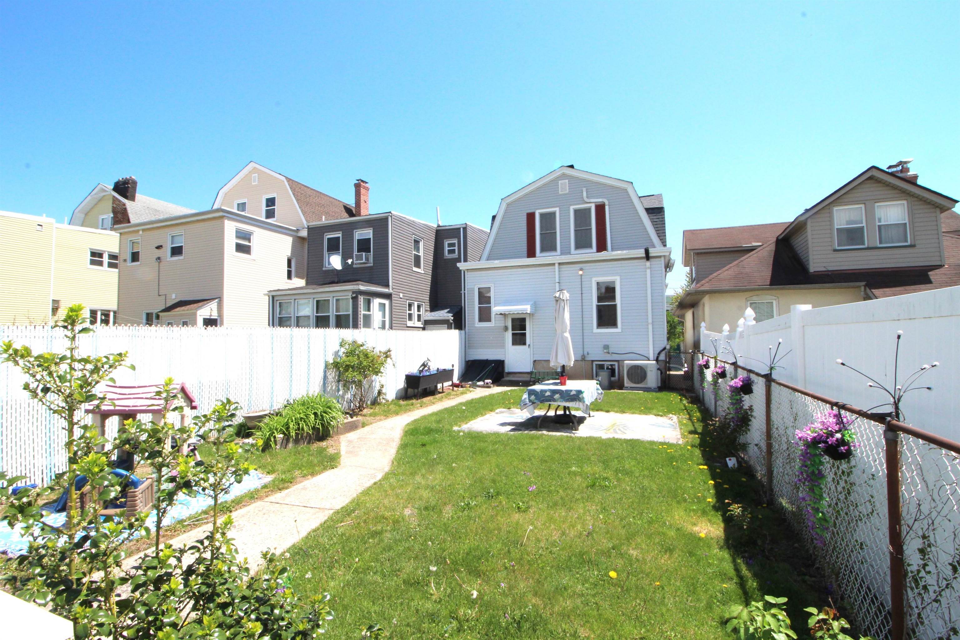 203 Brighton Ave, Kearny, New Jersey image 41