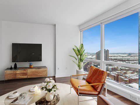 Condo For Sale - 77 Hudson St #2112<br/> Jersey City, NJ 07302