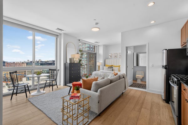 201 LOUIS ST 1322, SECAUCUS, NJ 07094 - Image e933f6dcf5726bf415e76398f36ff91c/494072769