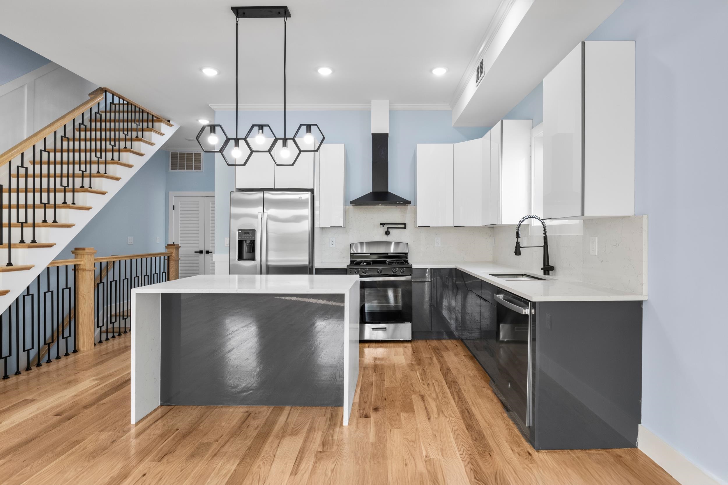 20 Zabriskie St #2, Jersey City, New Jersey image 5